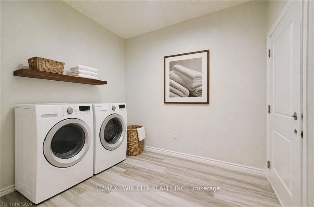 44 Main Street 19 Property Photo 18