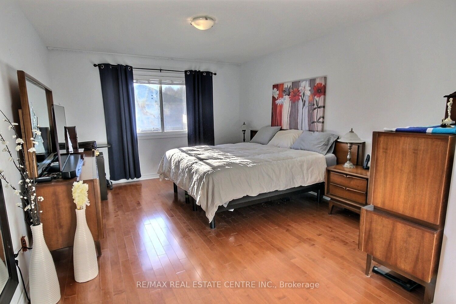 755 Willow Road Property Photo 13