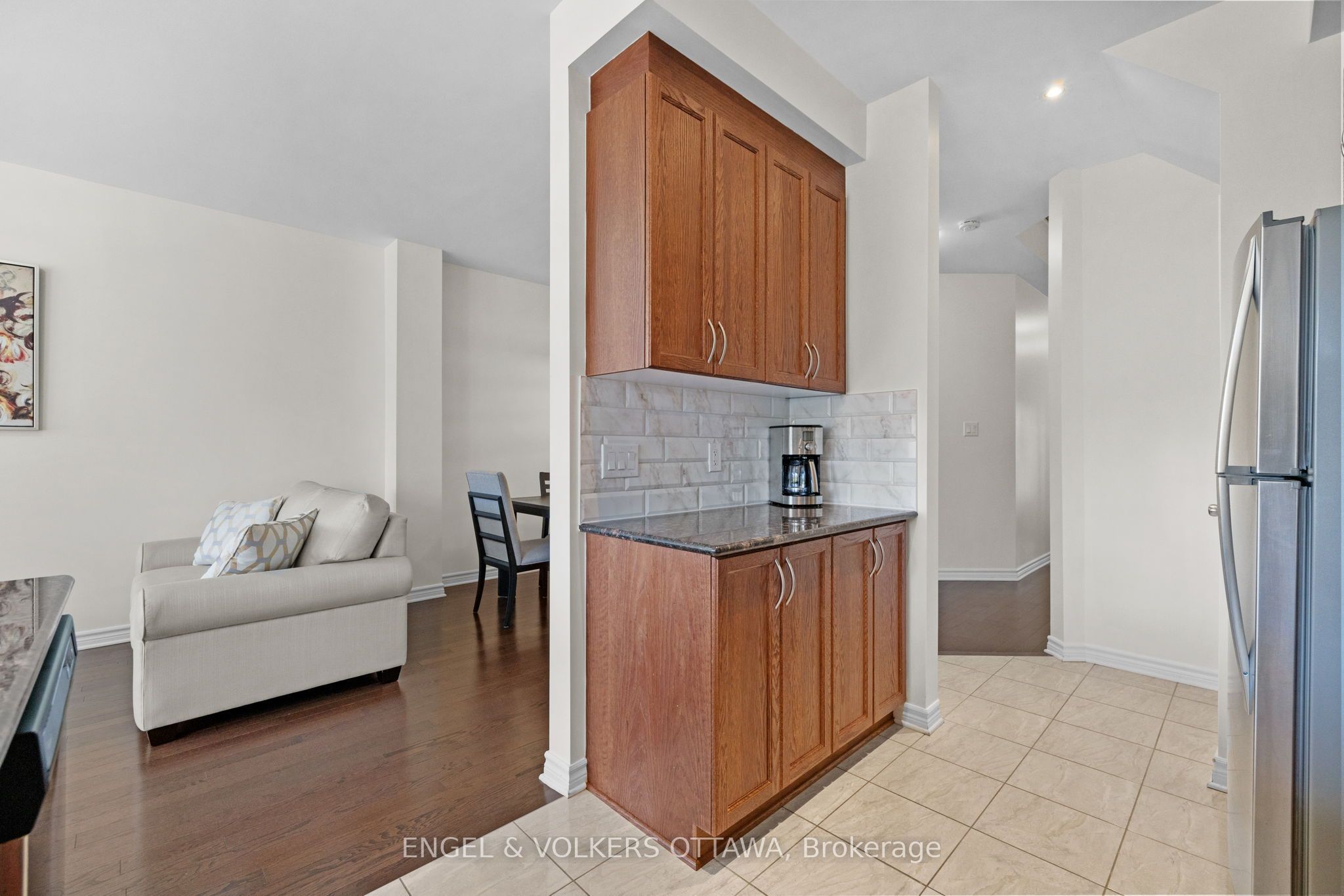 280 Wood Acres Grove Property Photo 16