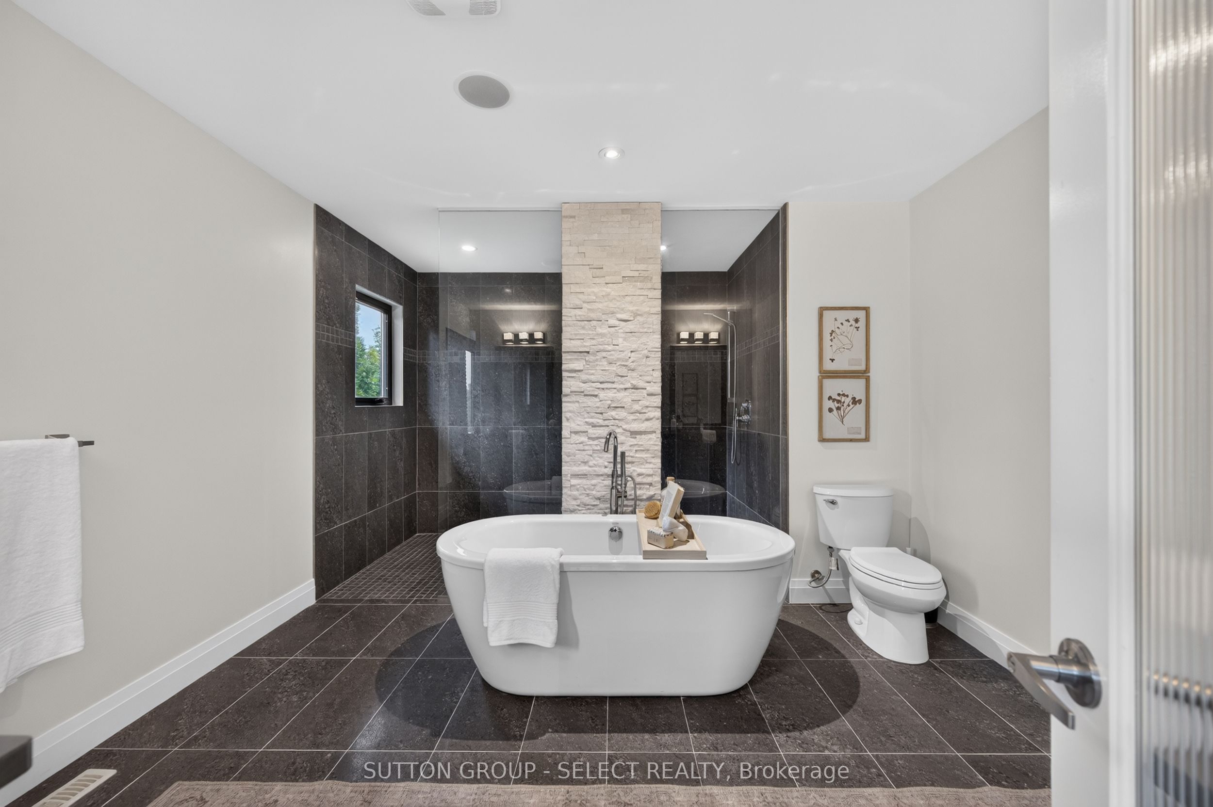 744 Hickorystick Key Property Photo 24