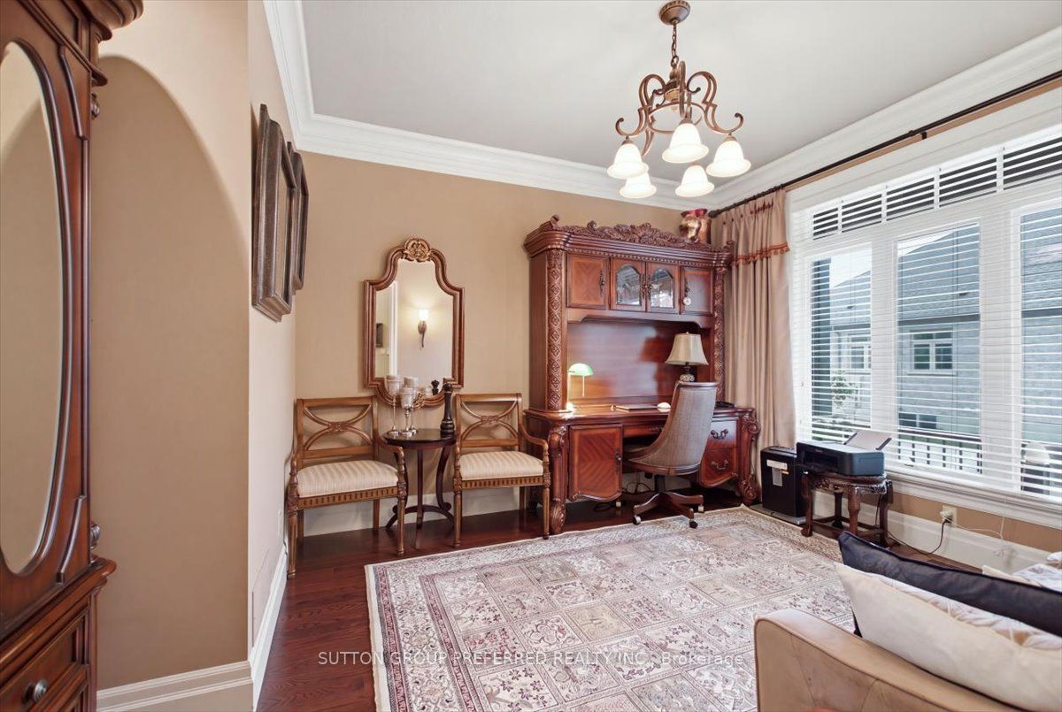 725 Eagletrace Drive 63 Property Photo 9