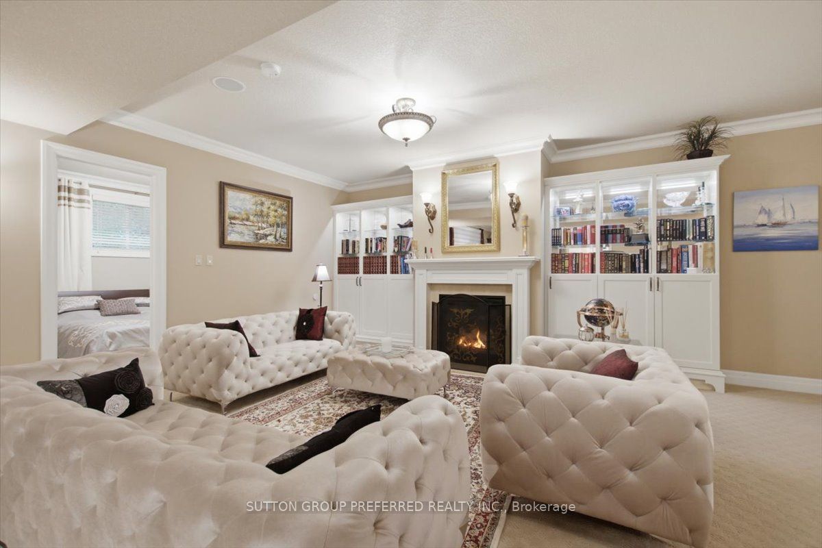 725 Eagletrace Drive 63 Property Photo 34