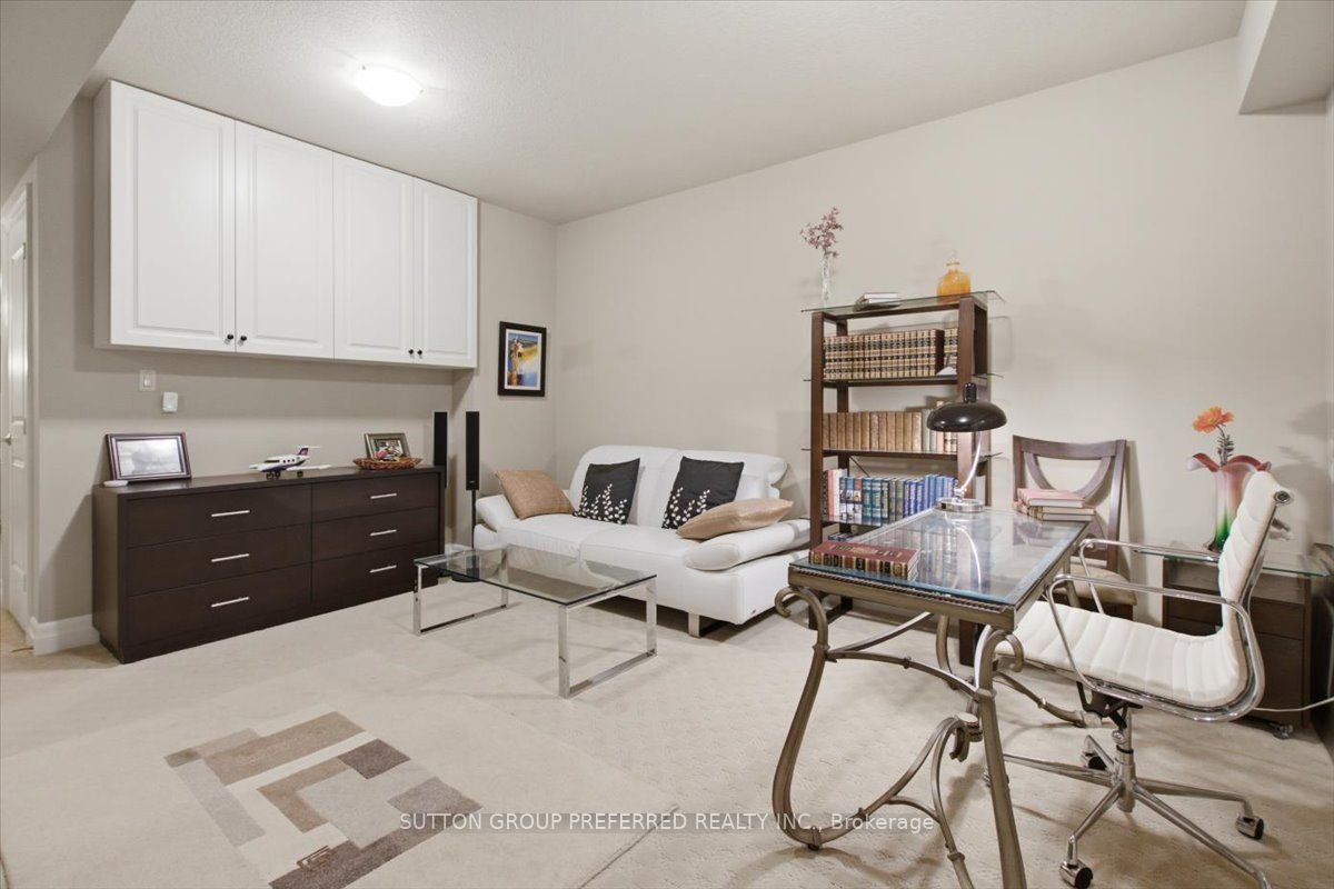725 Eagletrace Drive 63 Property Photo 45