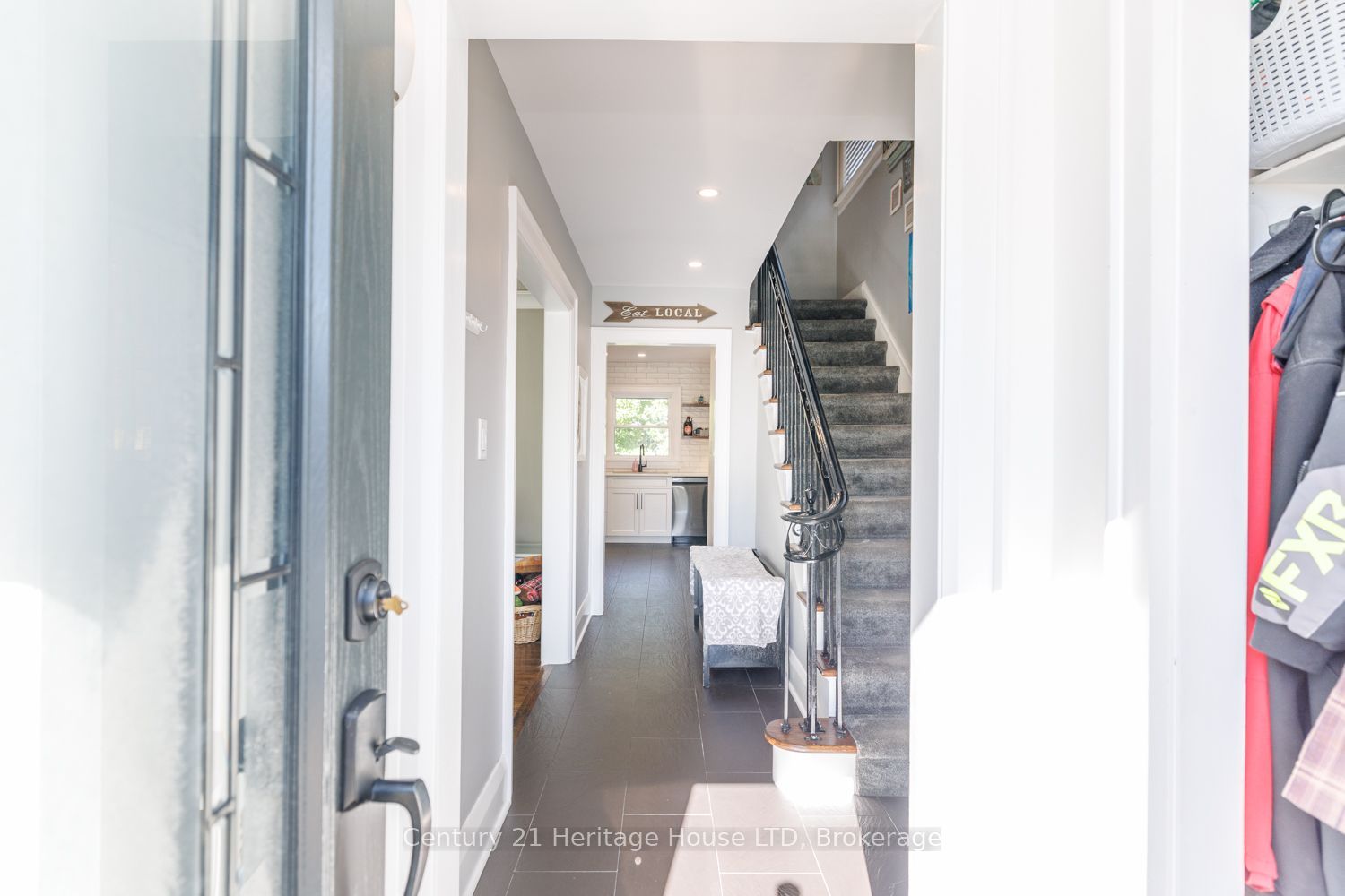 222 Phipps Street Property Photo 11