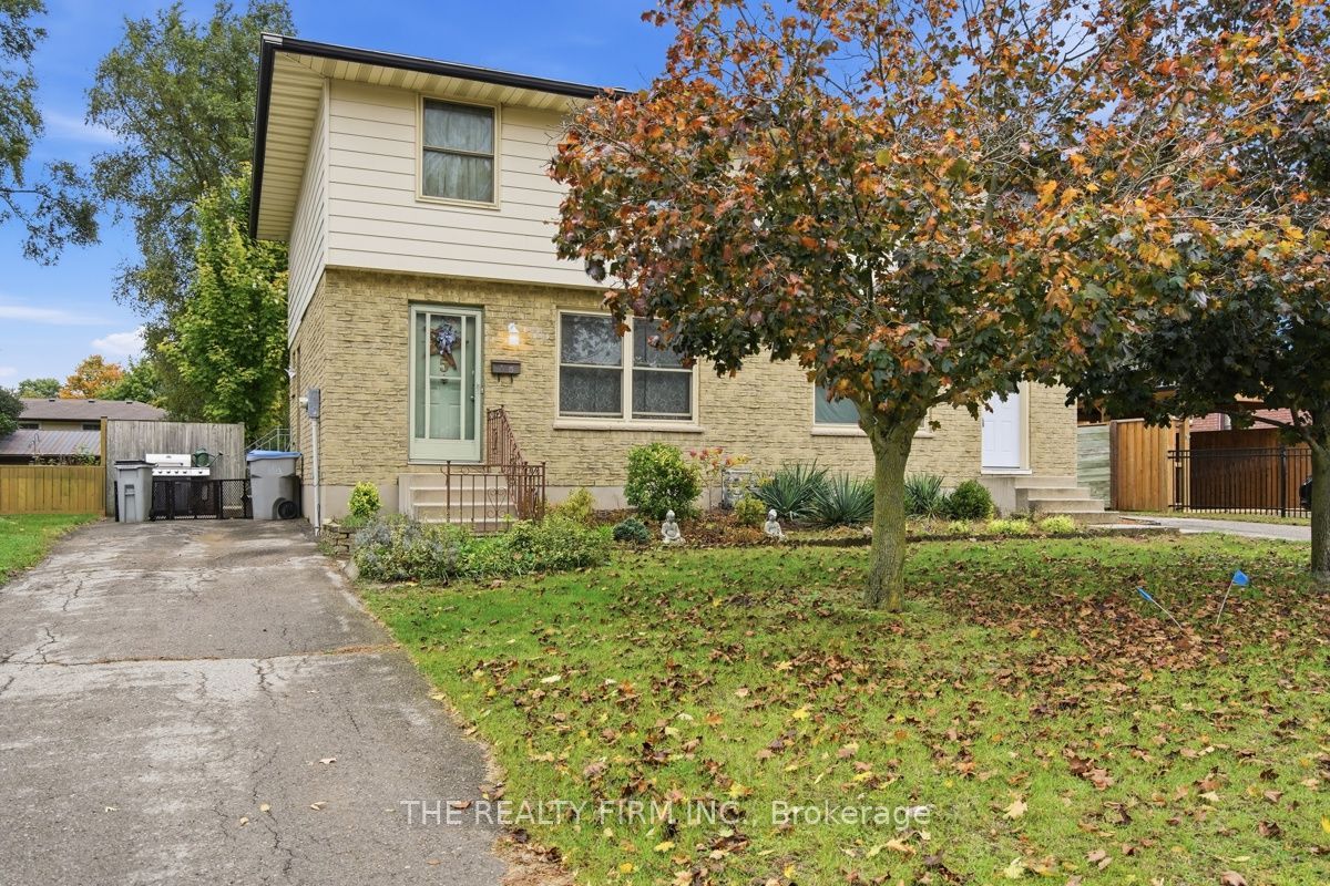 195-197 Southfield Drive Property Photo 1