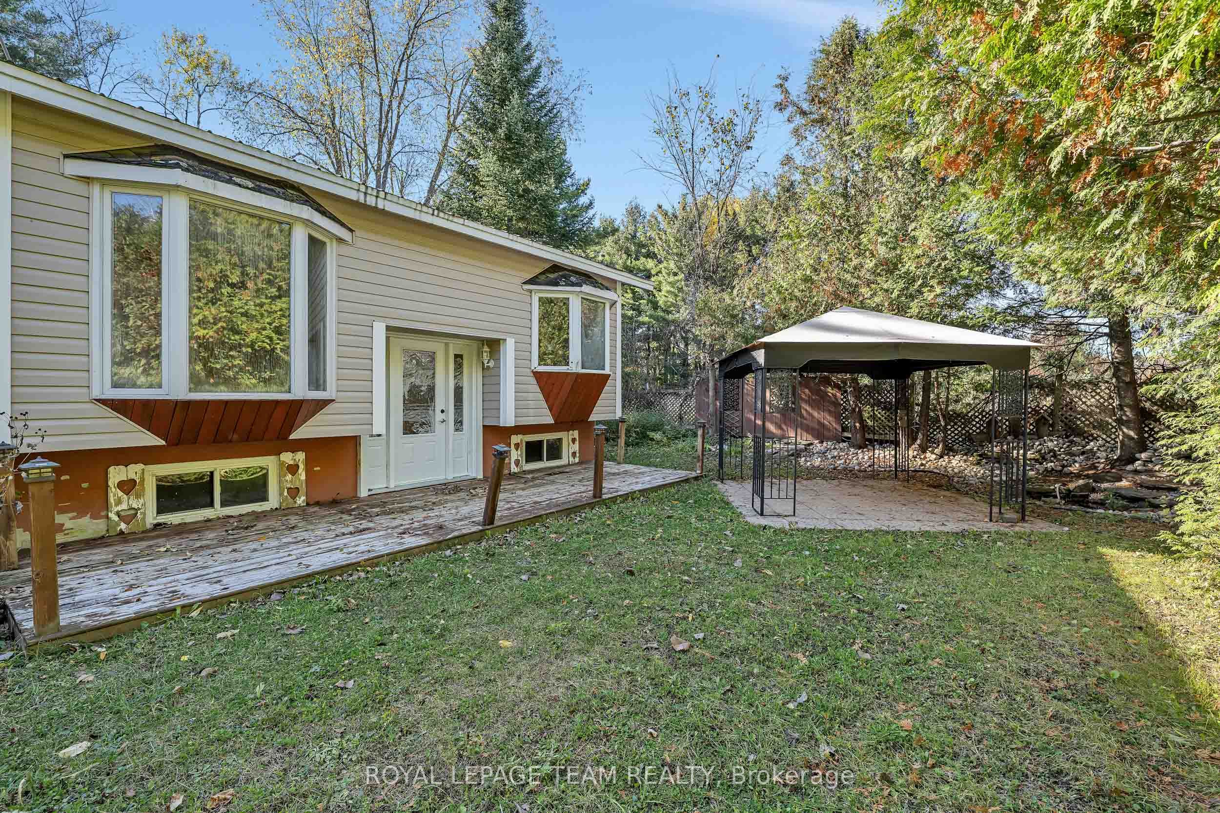 641 Harper Road Property Photo 2