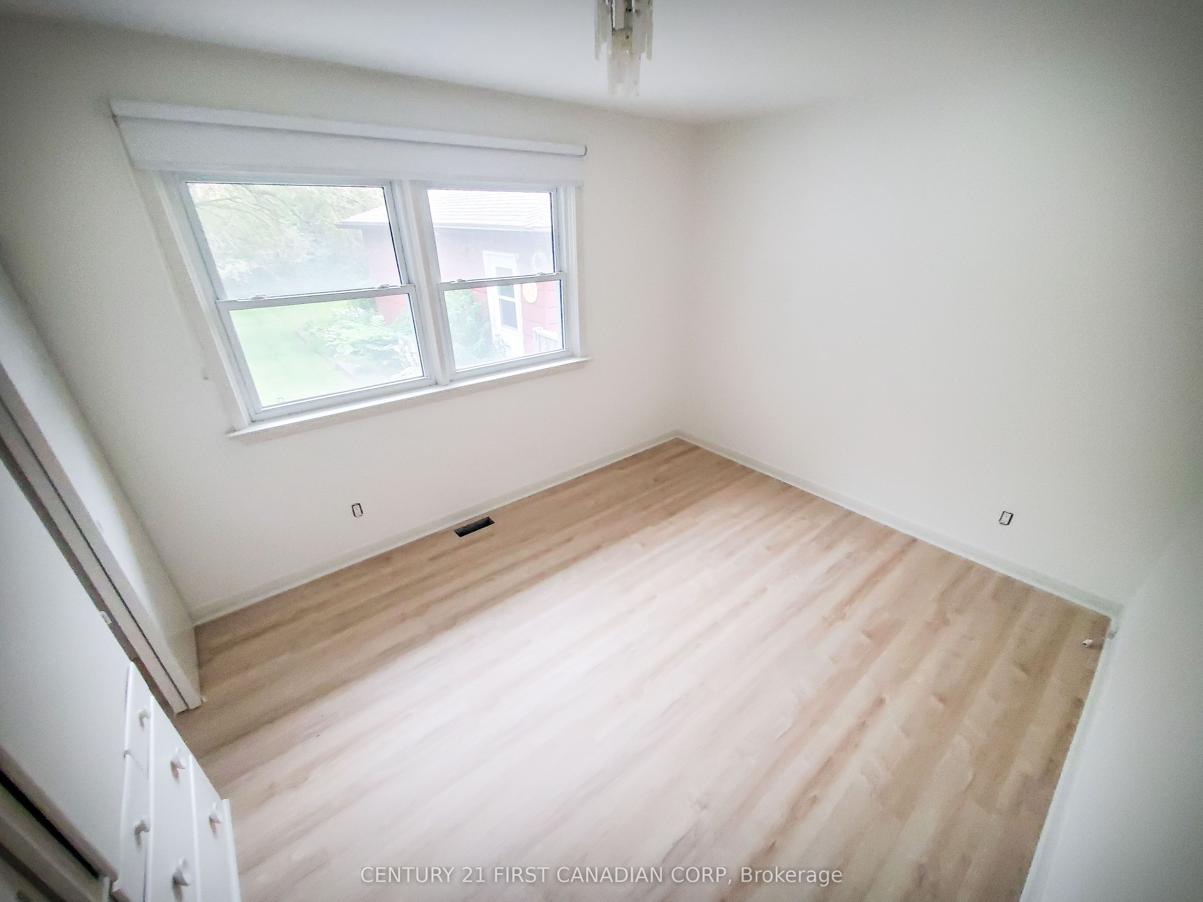 29 Ford Crescent Upper Property Photo 5
