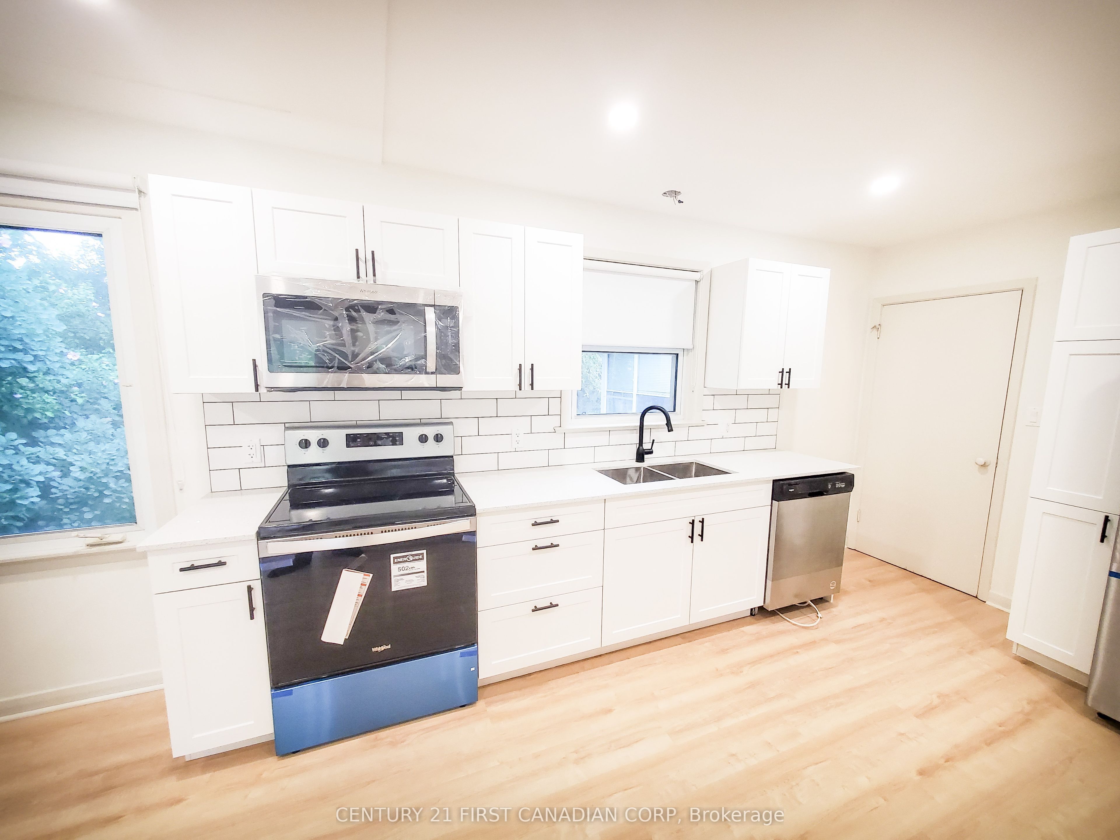 29 Ford Crescent Upper Property Photo 10
