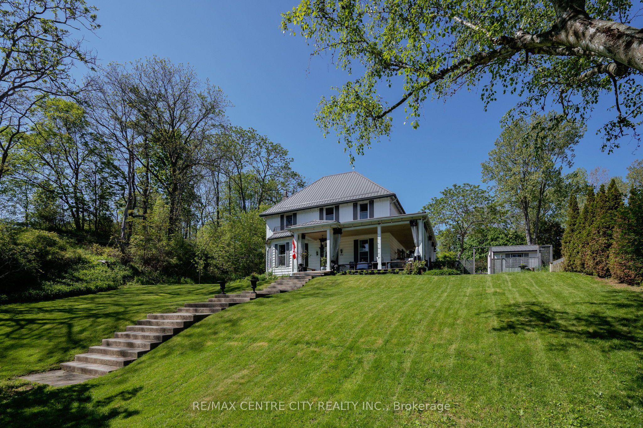 337 George Street Property Photo 2