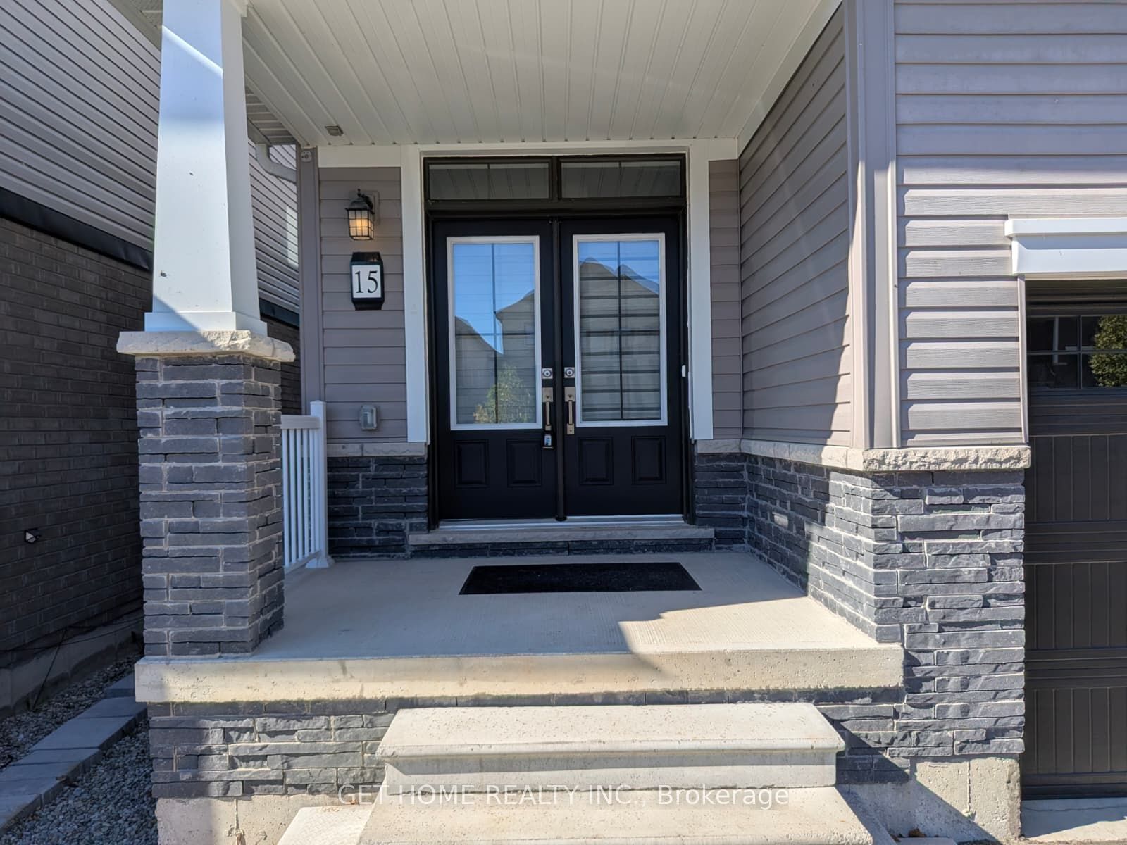 15 Sundin Drive Property Photo 3