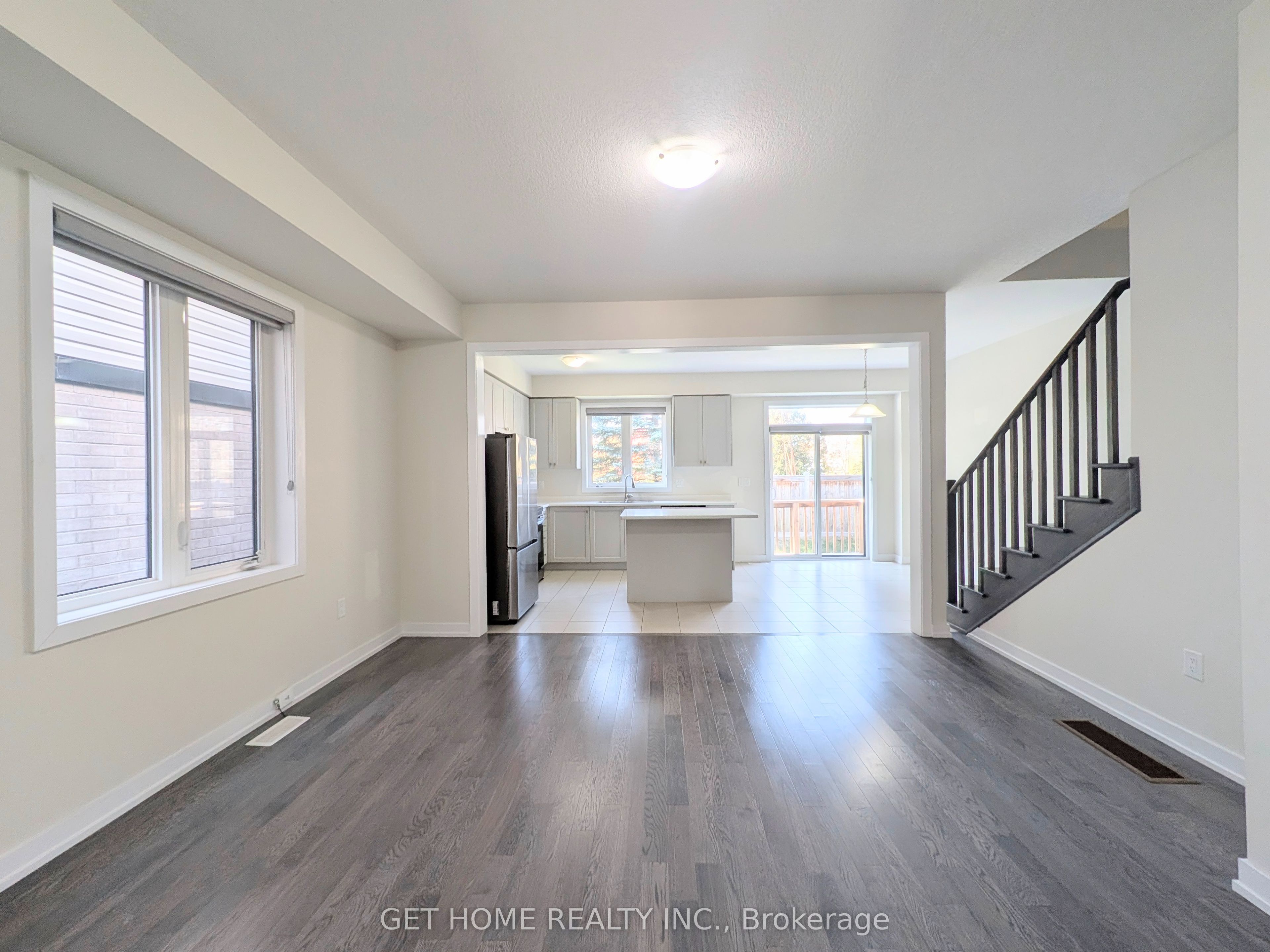 15 Sundin Drive Property Photo 5