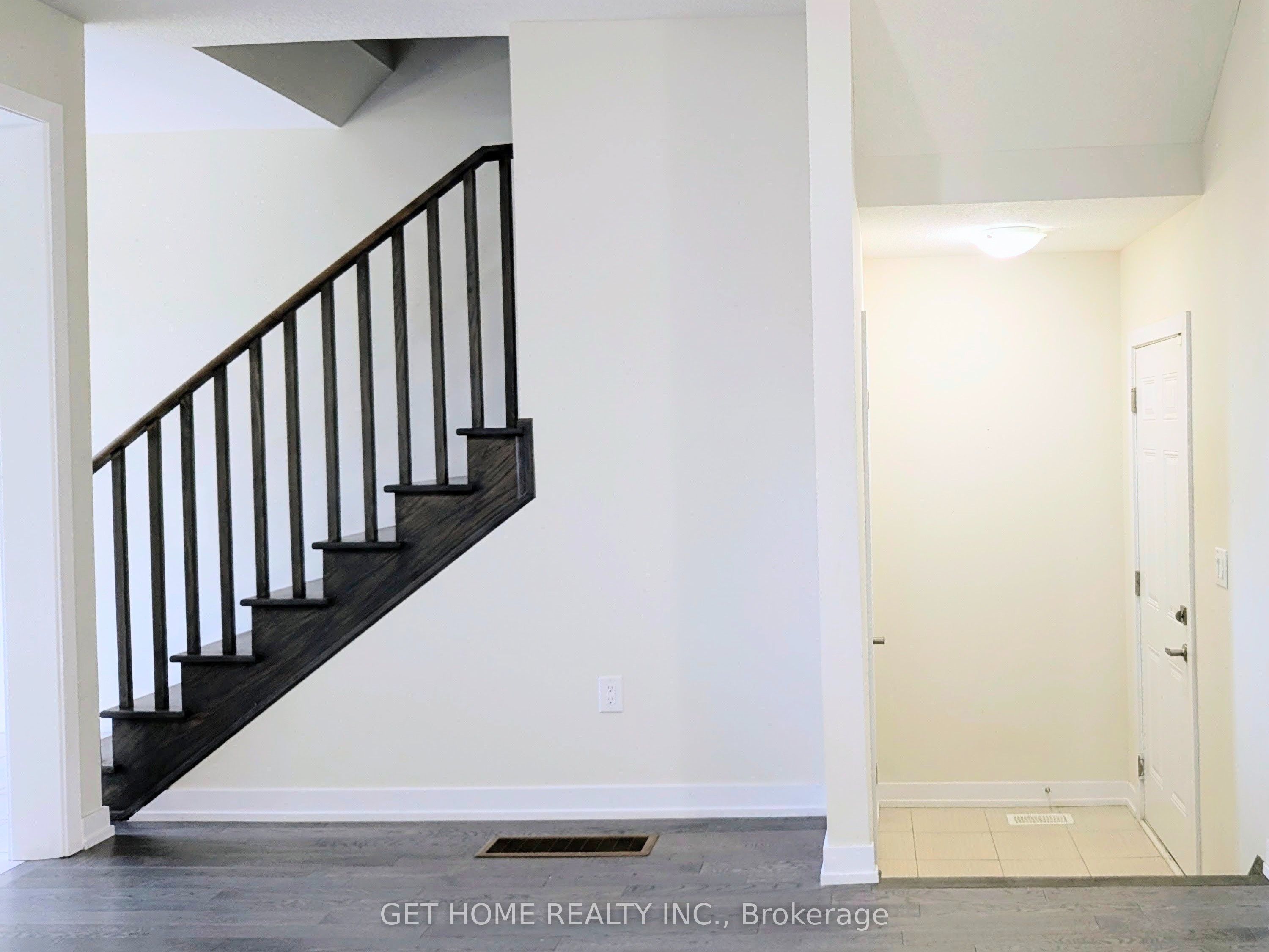15 Sundin Drive Property Photo 7