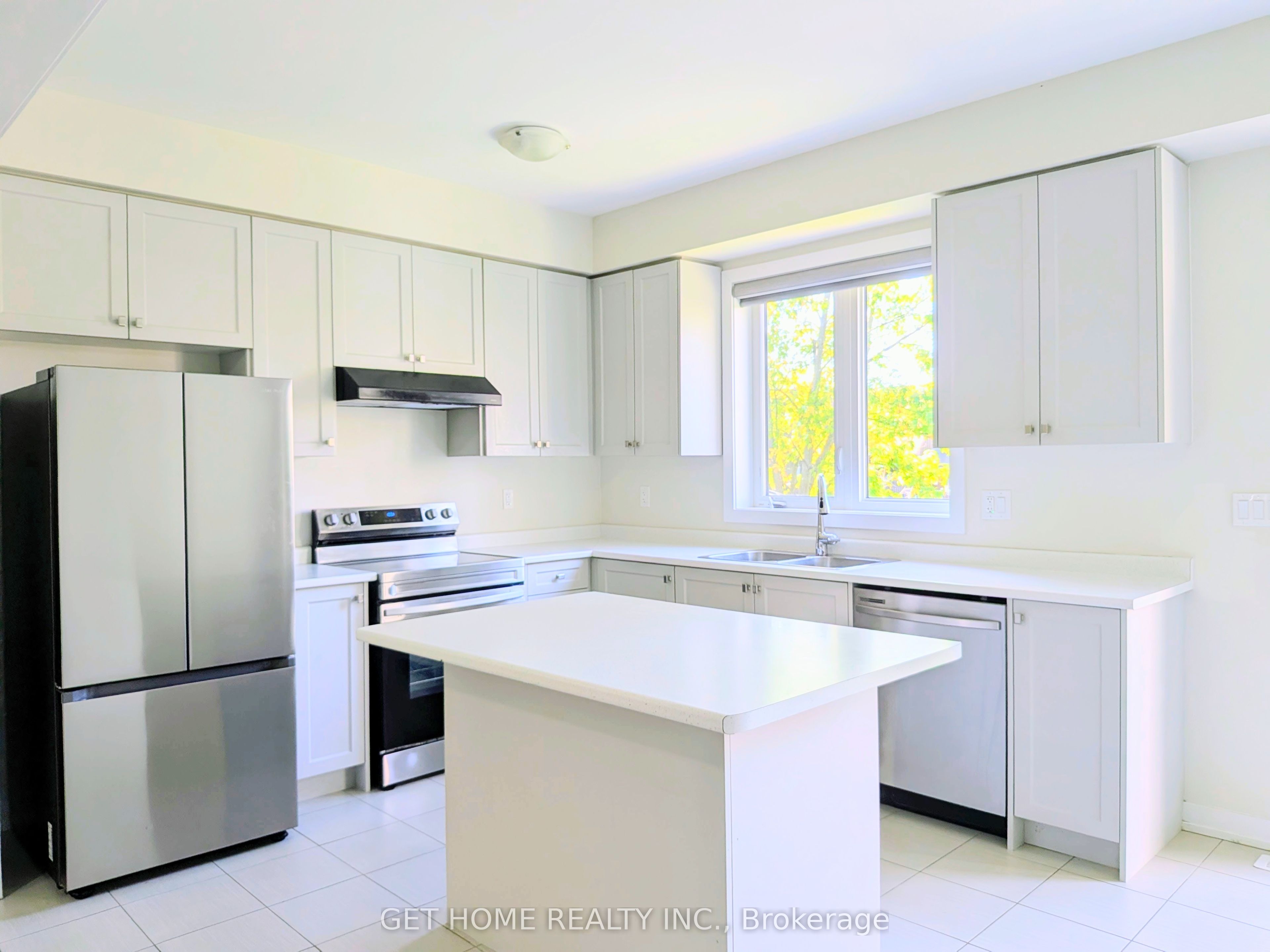 15 Sundin Drive Property Photo 9