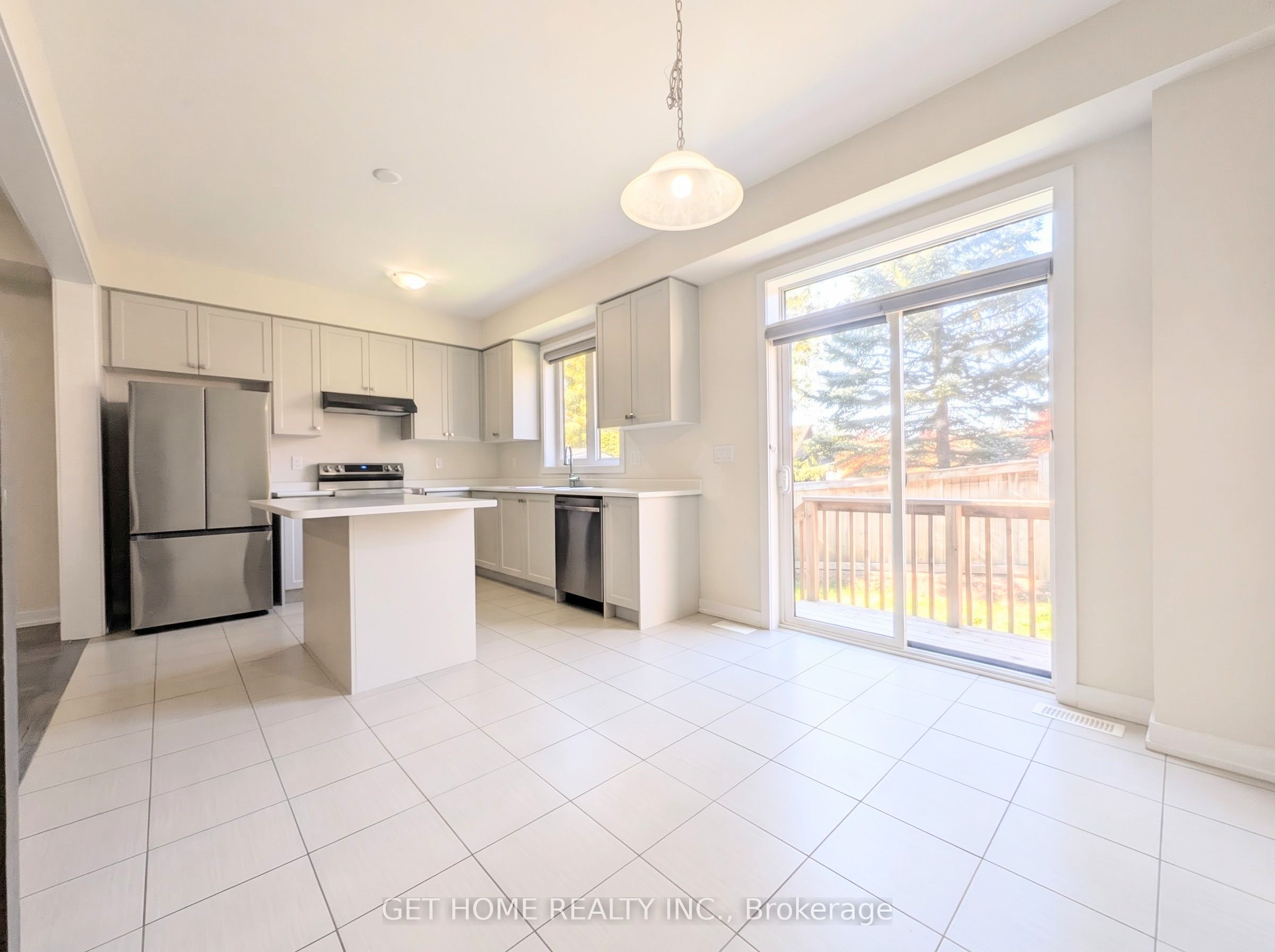 15 Sundin Drive Property Photo 10