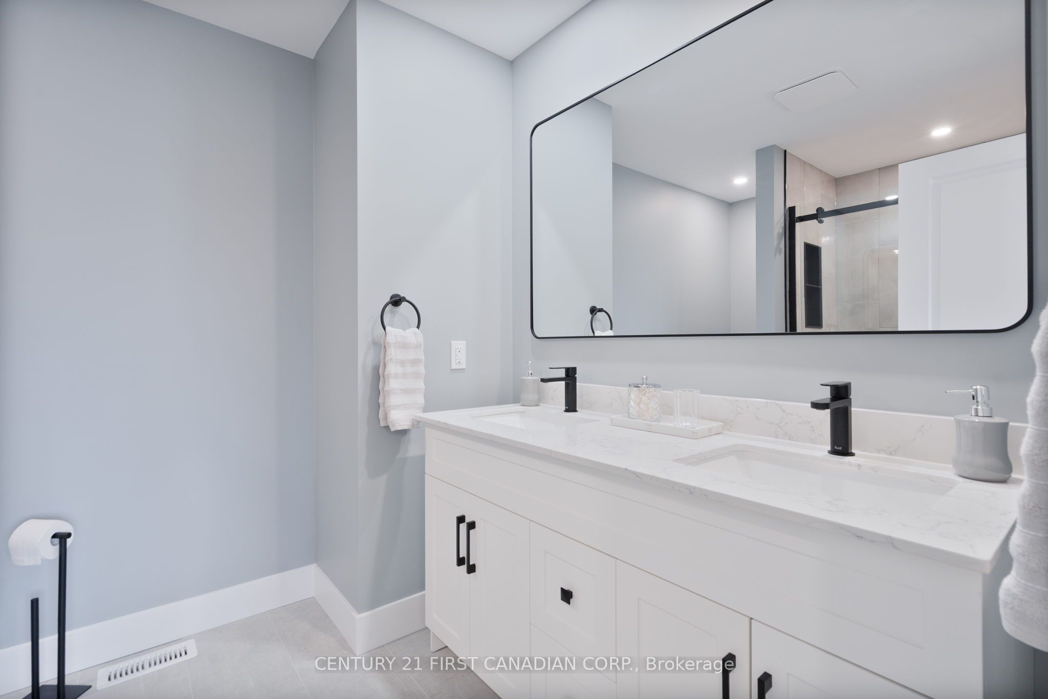 44 Postma Crescent Property Photo 21