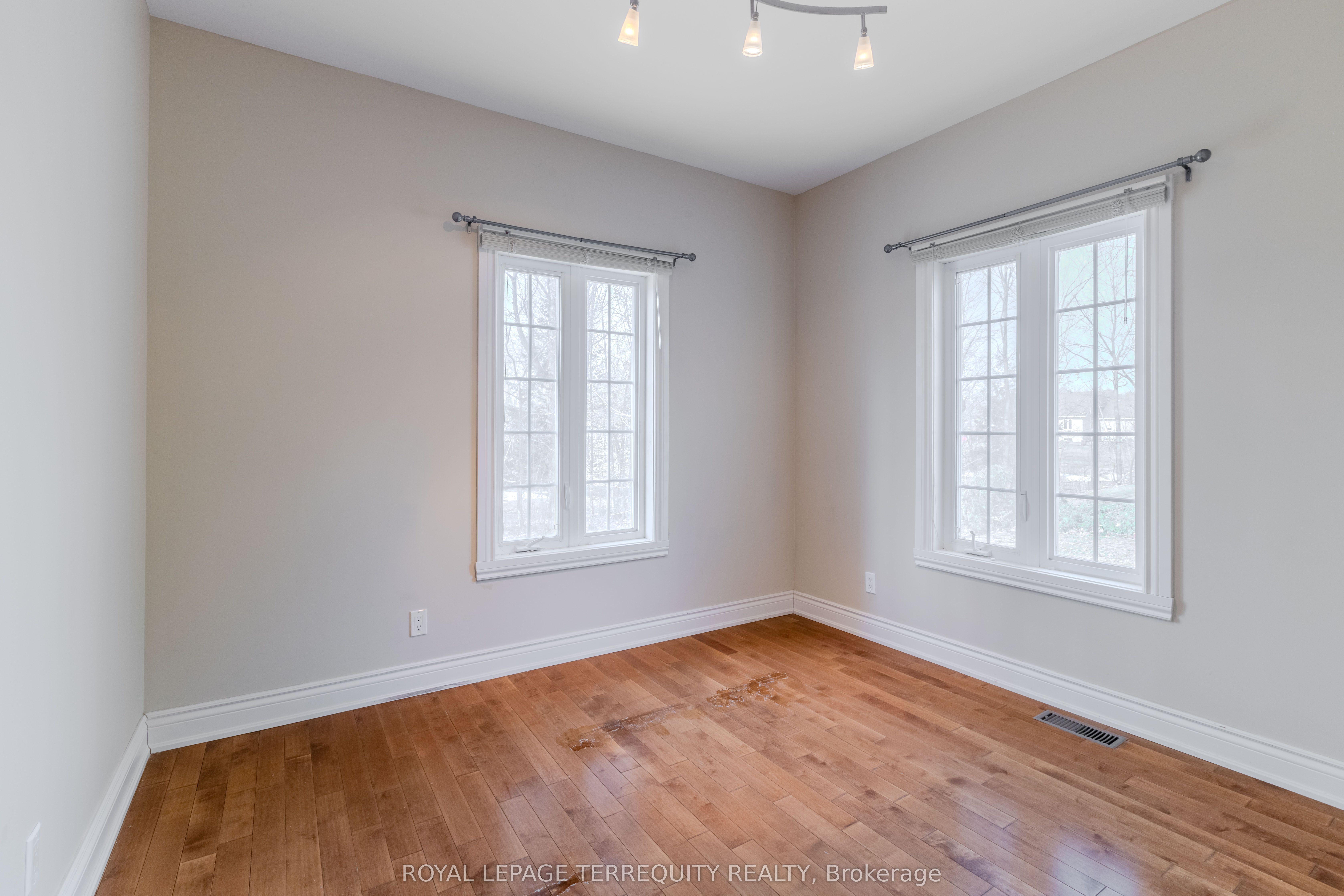 591 Du Parc Road Property Photo 14