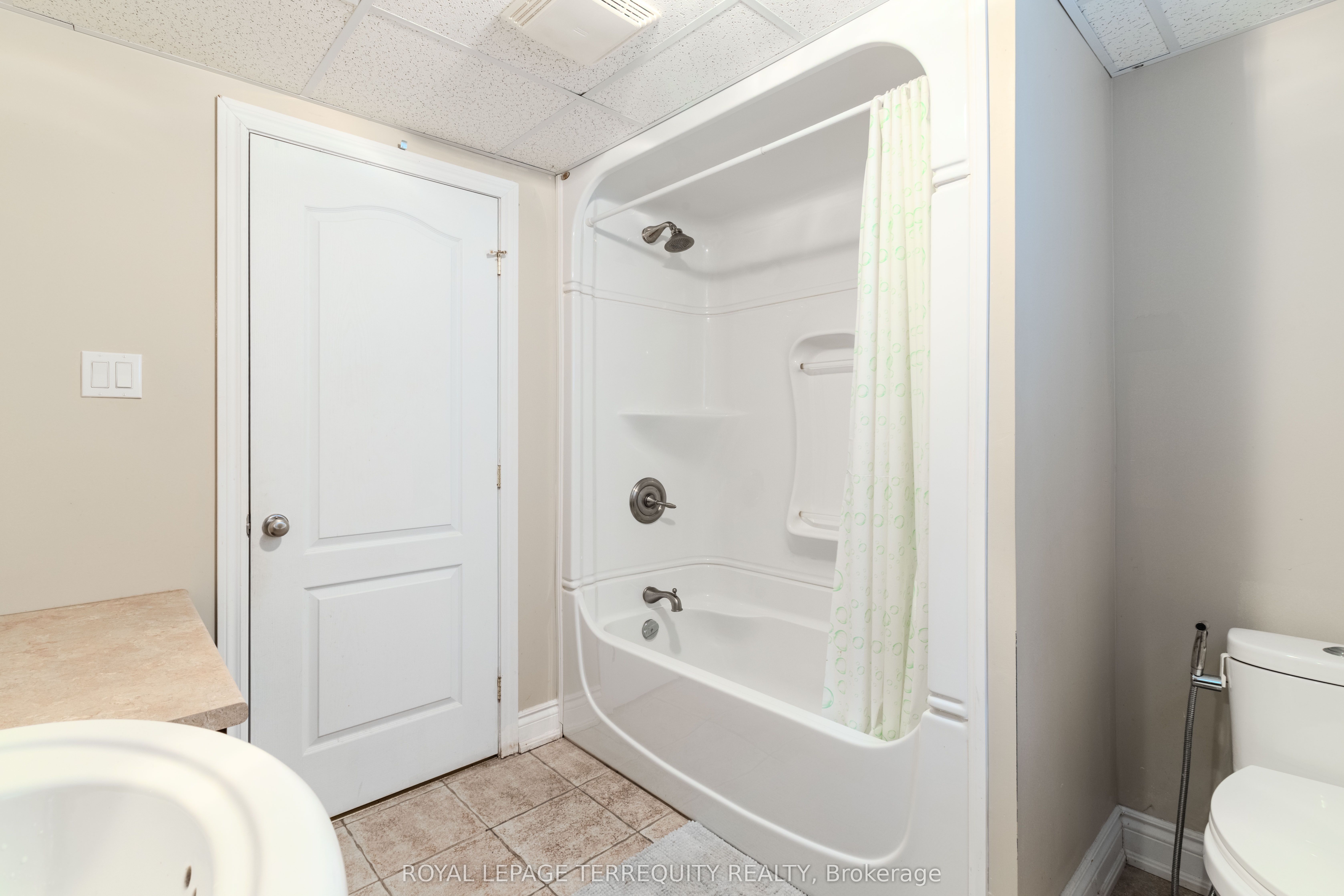 591 Du Parc Road Property Photo 20
