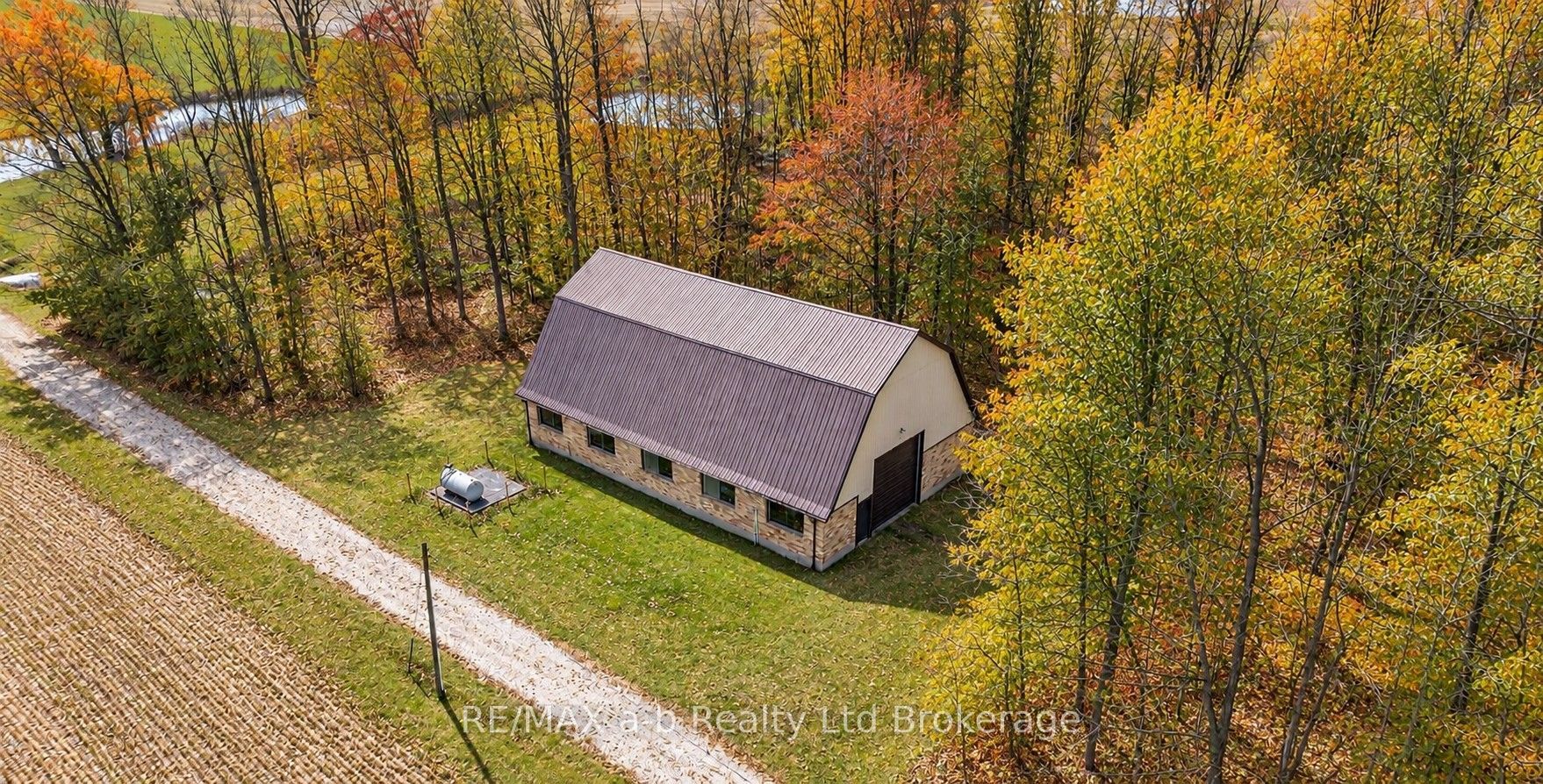 36067 Third Line Property Photo 7
