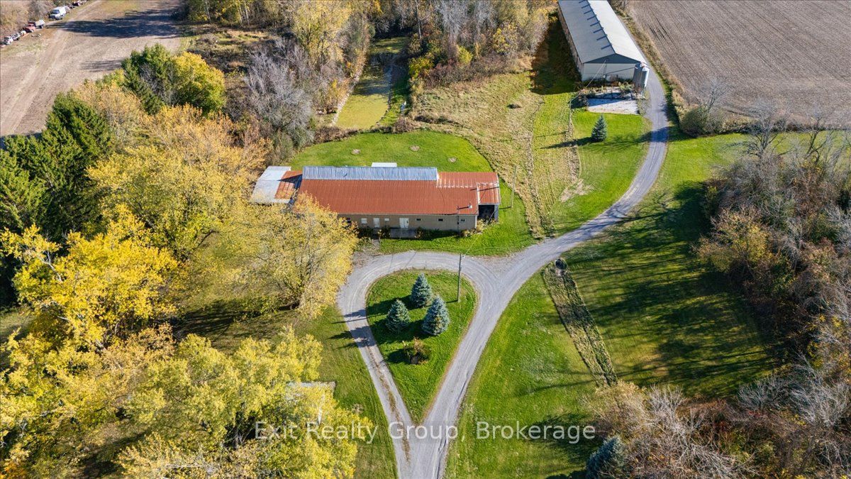 2421 County Road 3 Property Photo 10