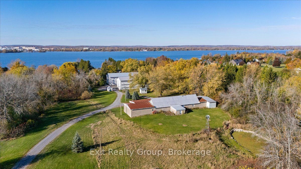 2421 County Road 3 Property Photo 13