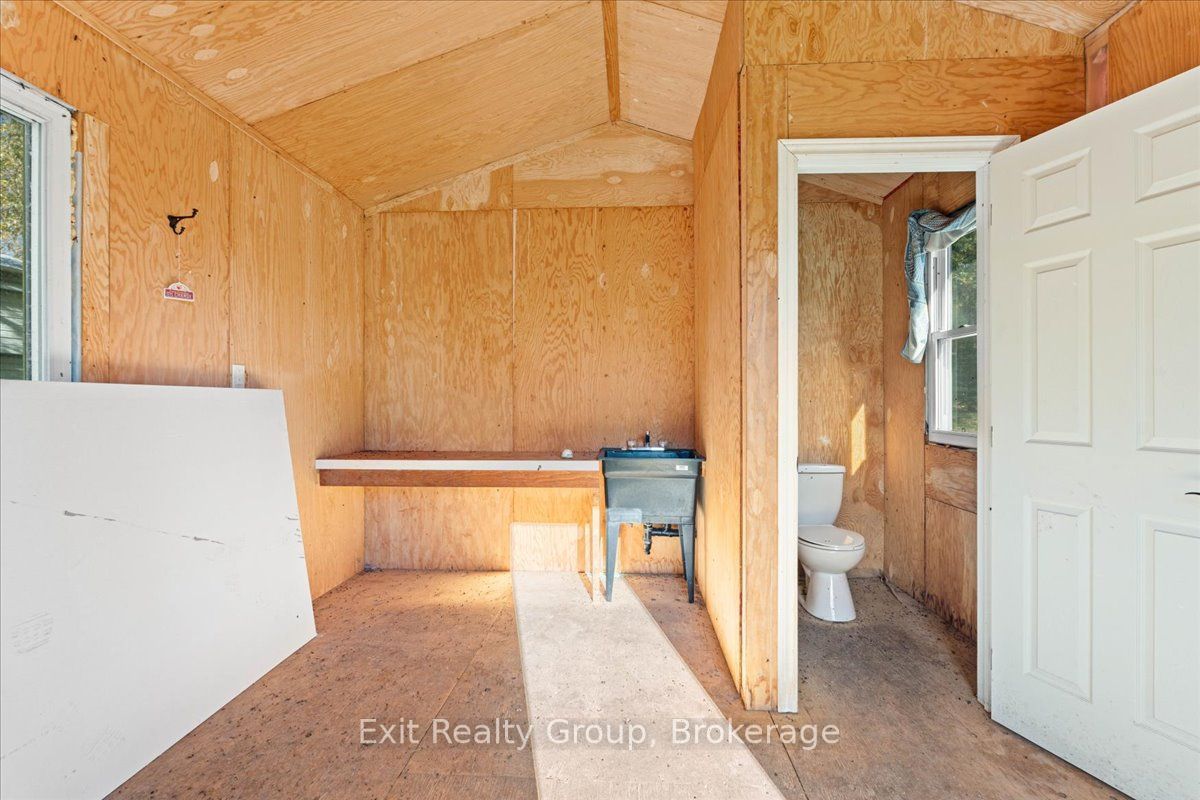 2421 County Road 3 Property Photo 16