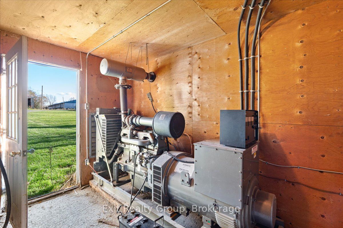 2421 County Road 3 Property Photo 17