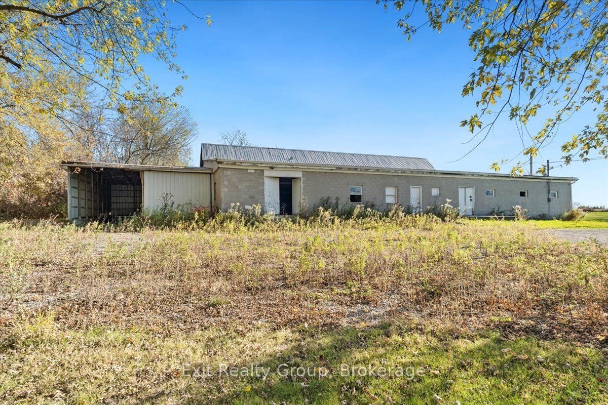 2421 County Road 3 Property Photo 41