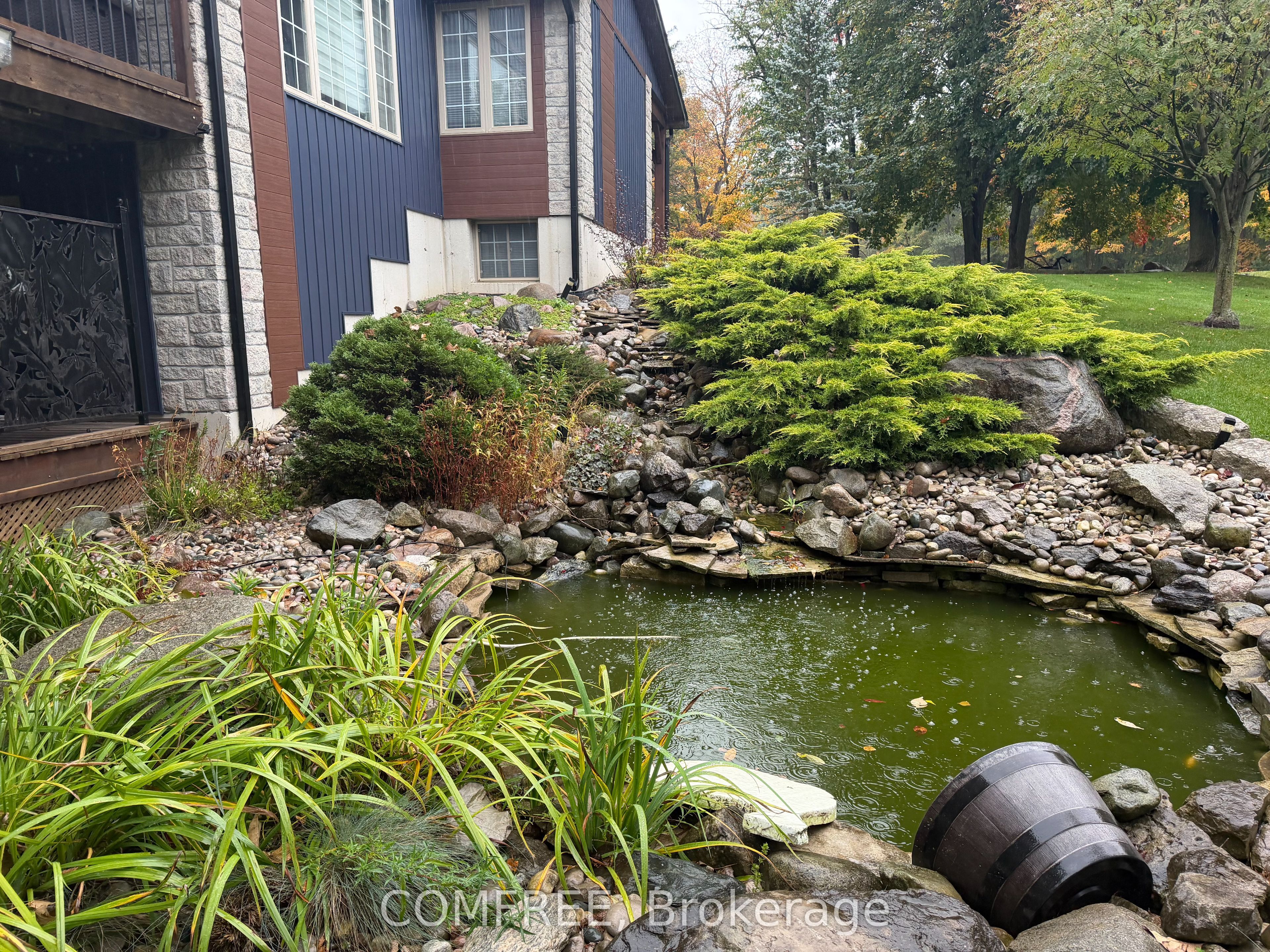 15104 Elginfield Road Property Photo 14