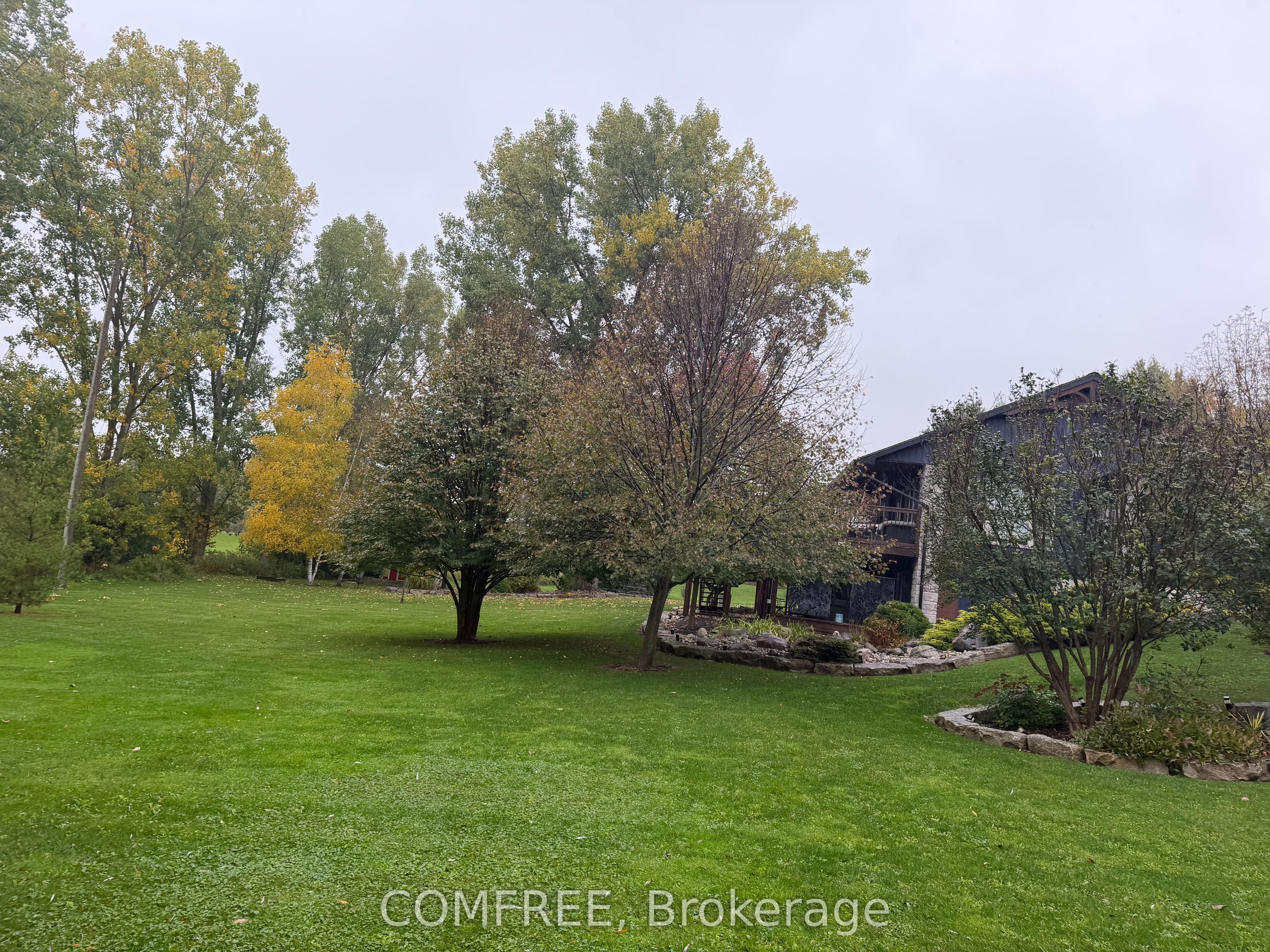 15104 Elginfield Road Property Photo 17