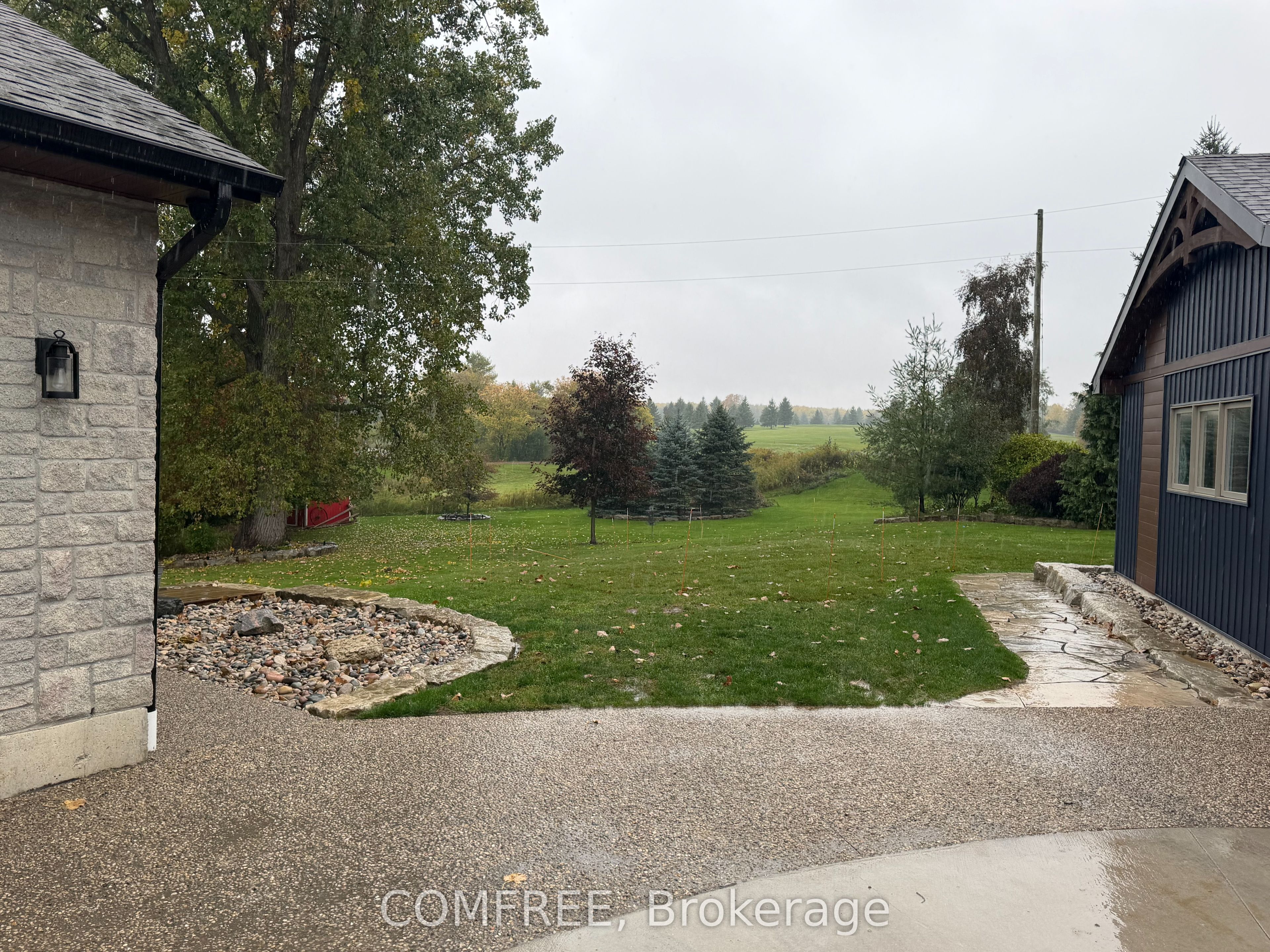 15104 Elginfield Road Property Photo 19