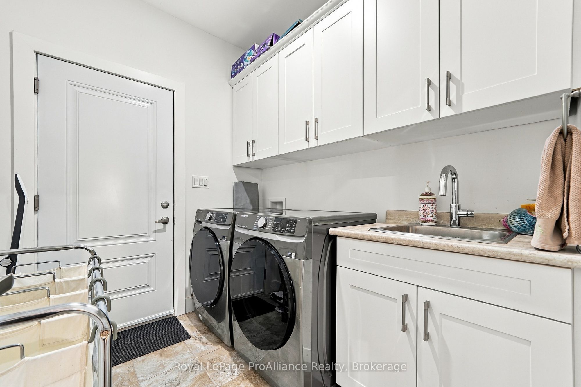 46 Birchmount Street Property Photo 28