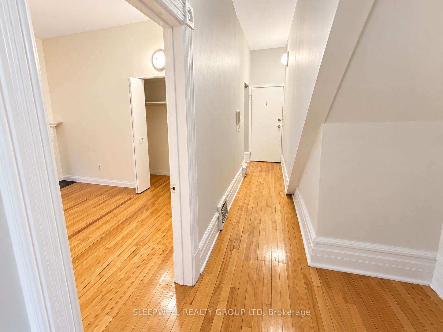 389 Daly Avenue 1 Property Photo 5