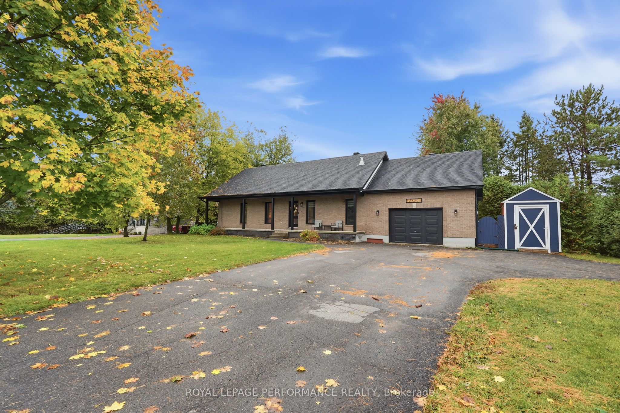 2830 St-pascal Road Property Photo 1