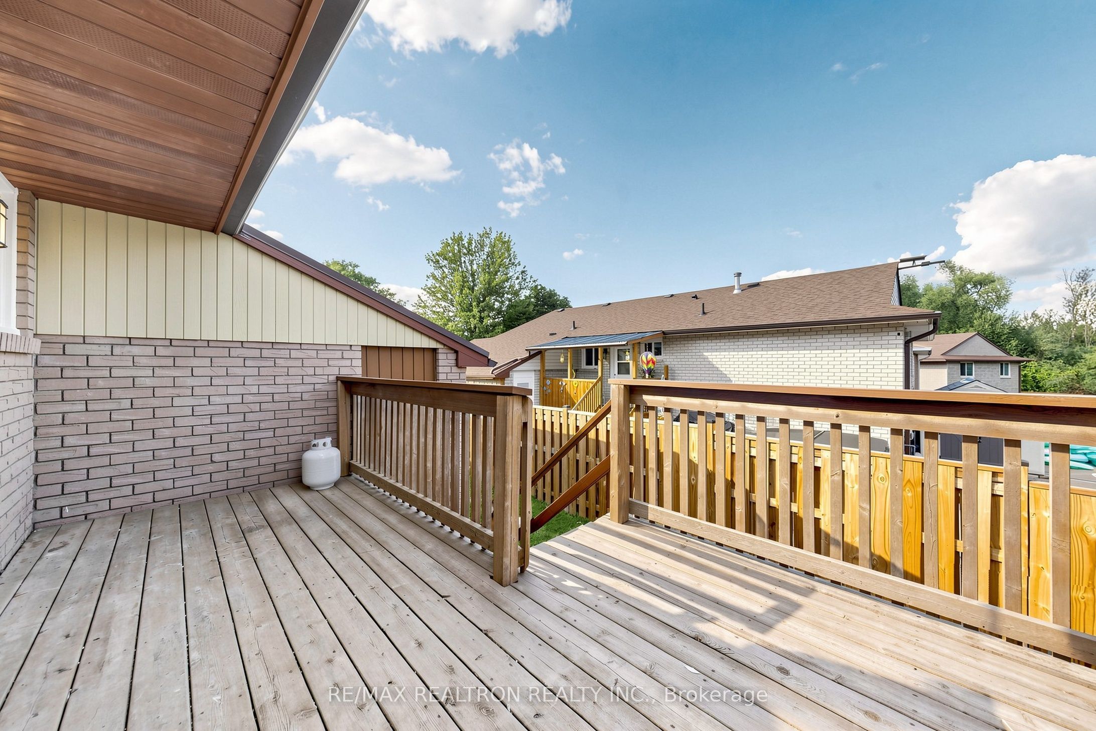 938 Whitefield Drive Property Photo 19
