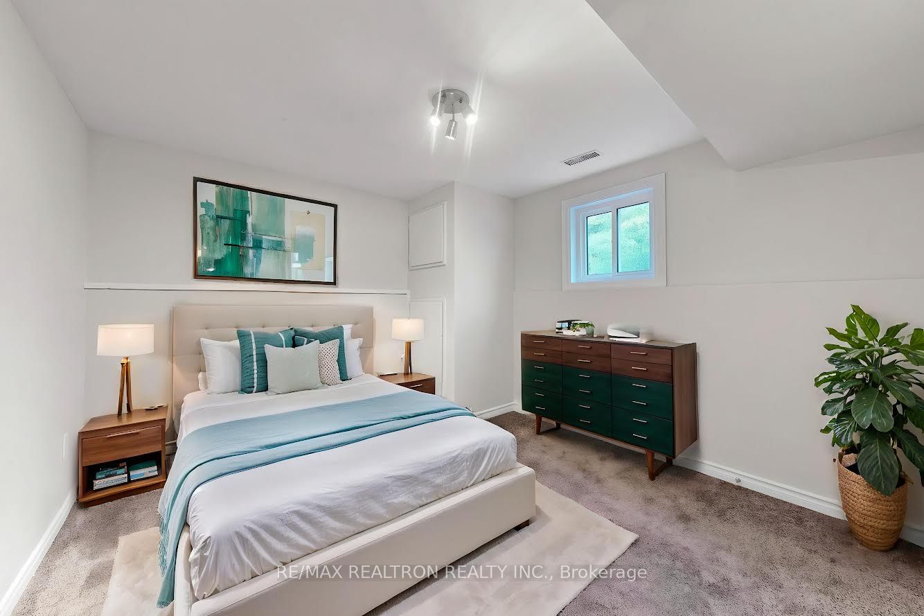 938 Whitefield Drive Property Photo 30