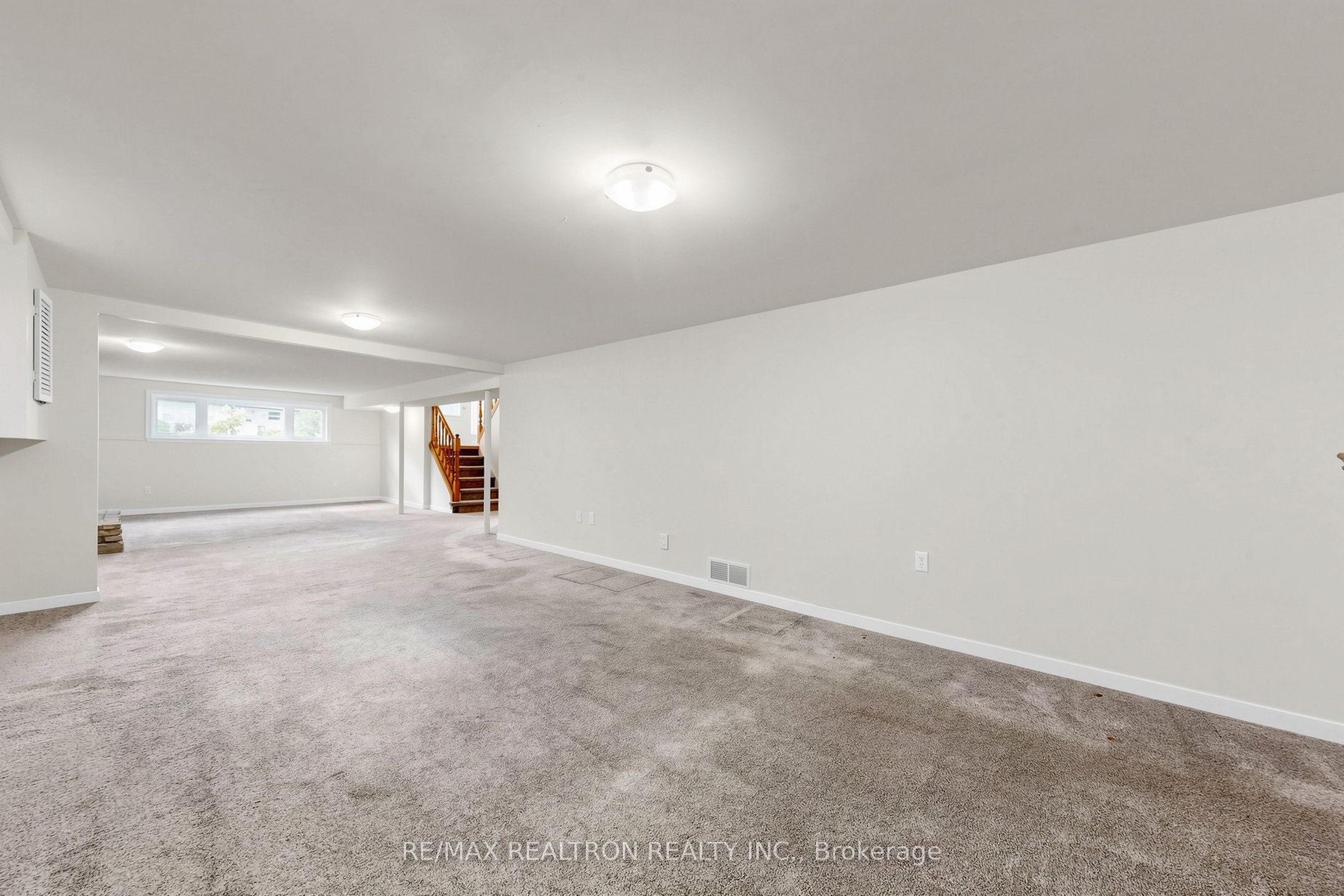 938 Whitefield Drive Property Photo 36