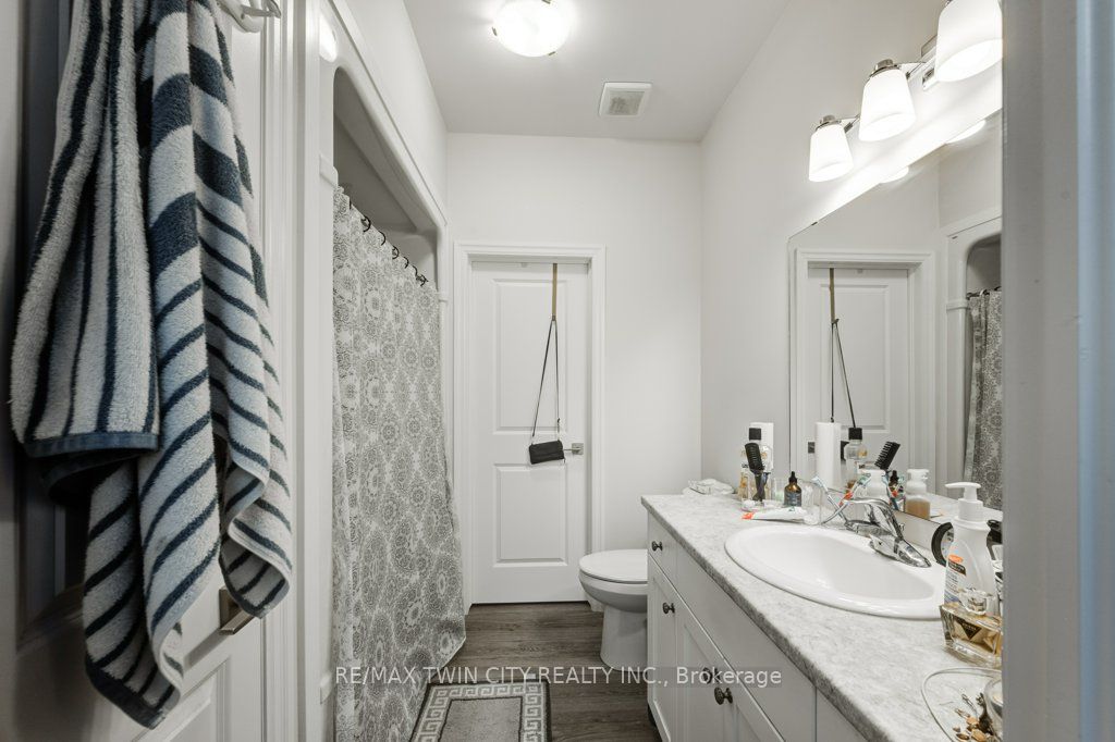 102 Livingston Drive Property Photo 12