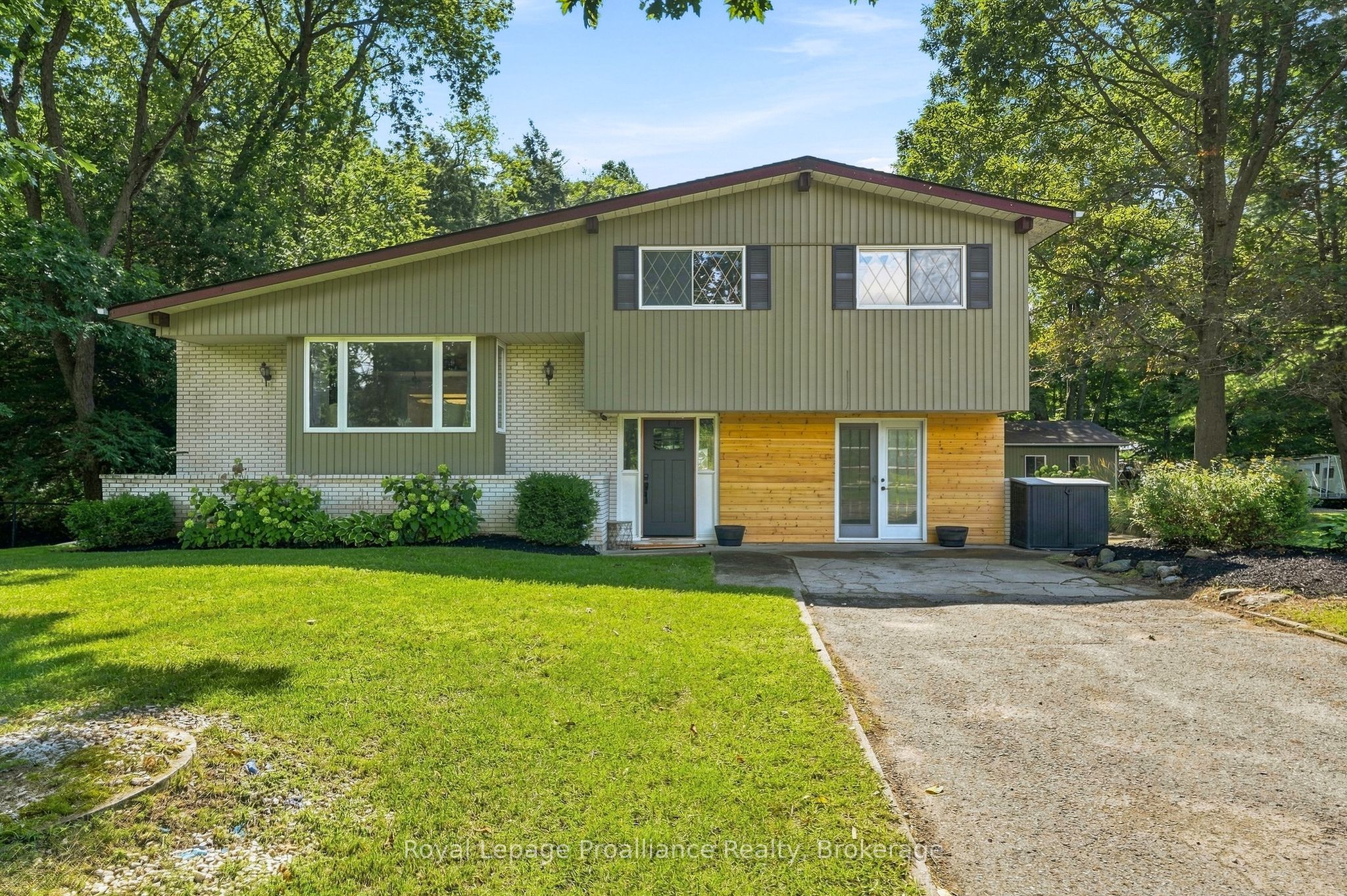 17537 Telephone Road Property Photo 3