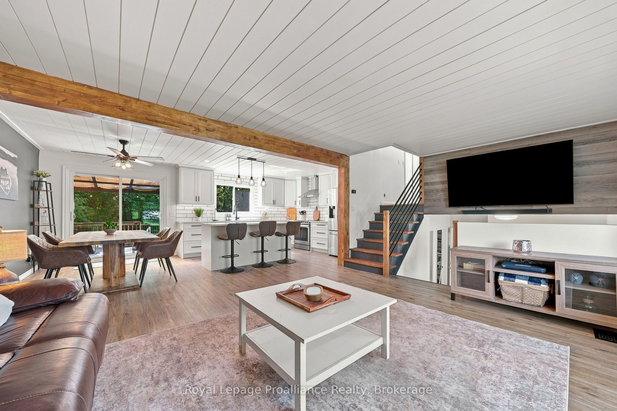 17537 Telephone Road Property Photo 11