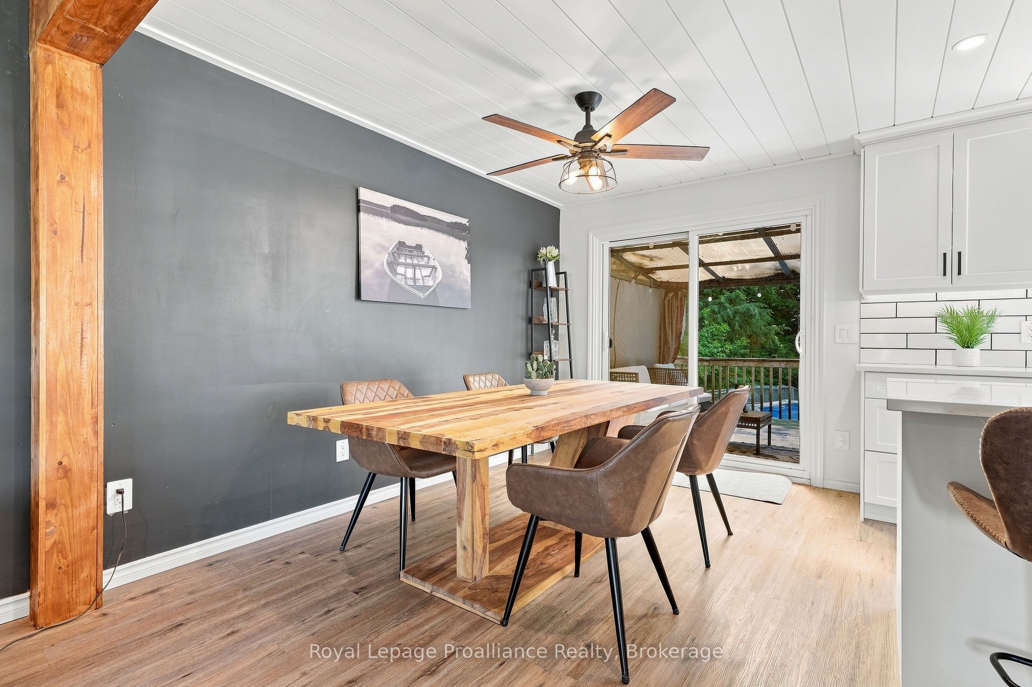 17537 Telephone Road Property Photo 13