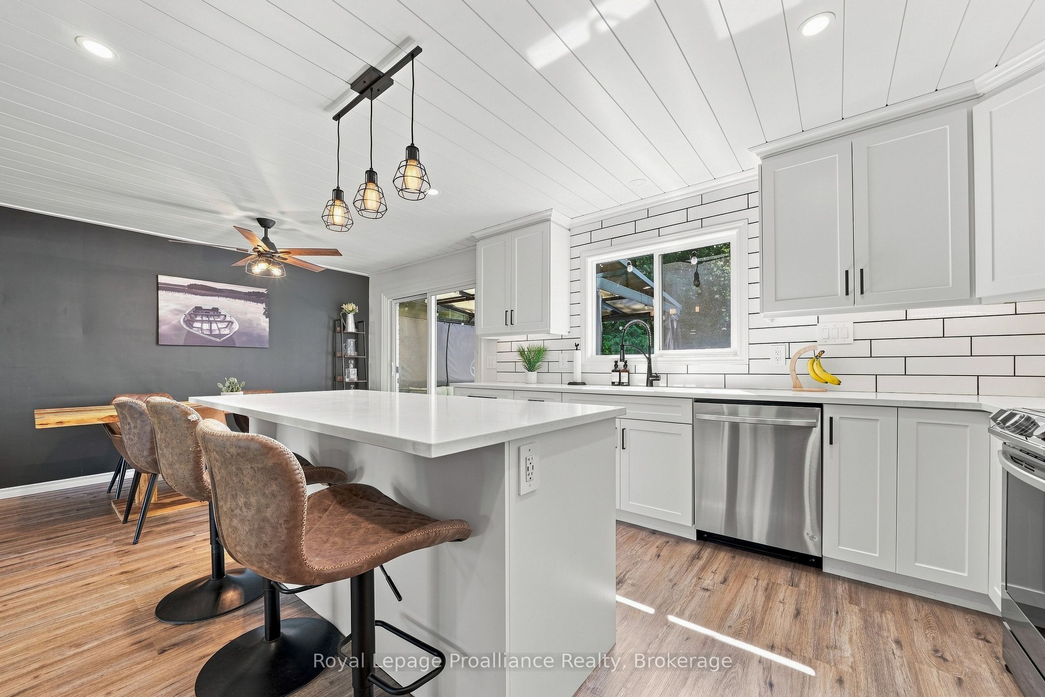 17537 Telephone Road Property Photo 15