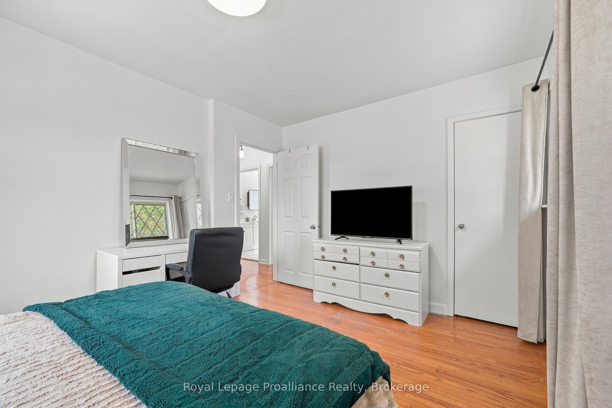 17537 Telephone Road Property Photo 23