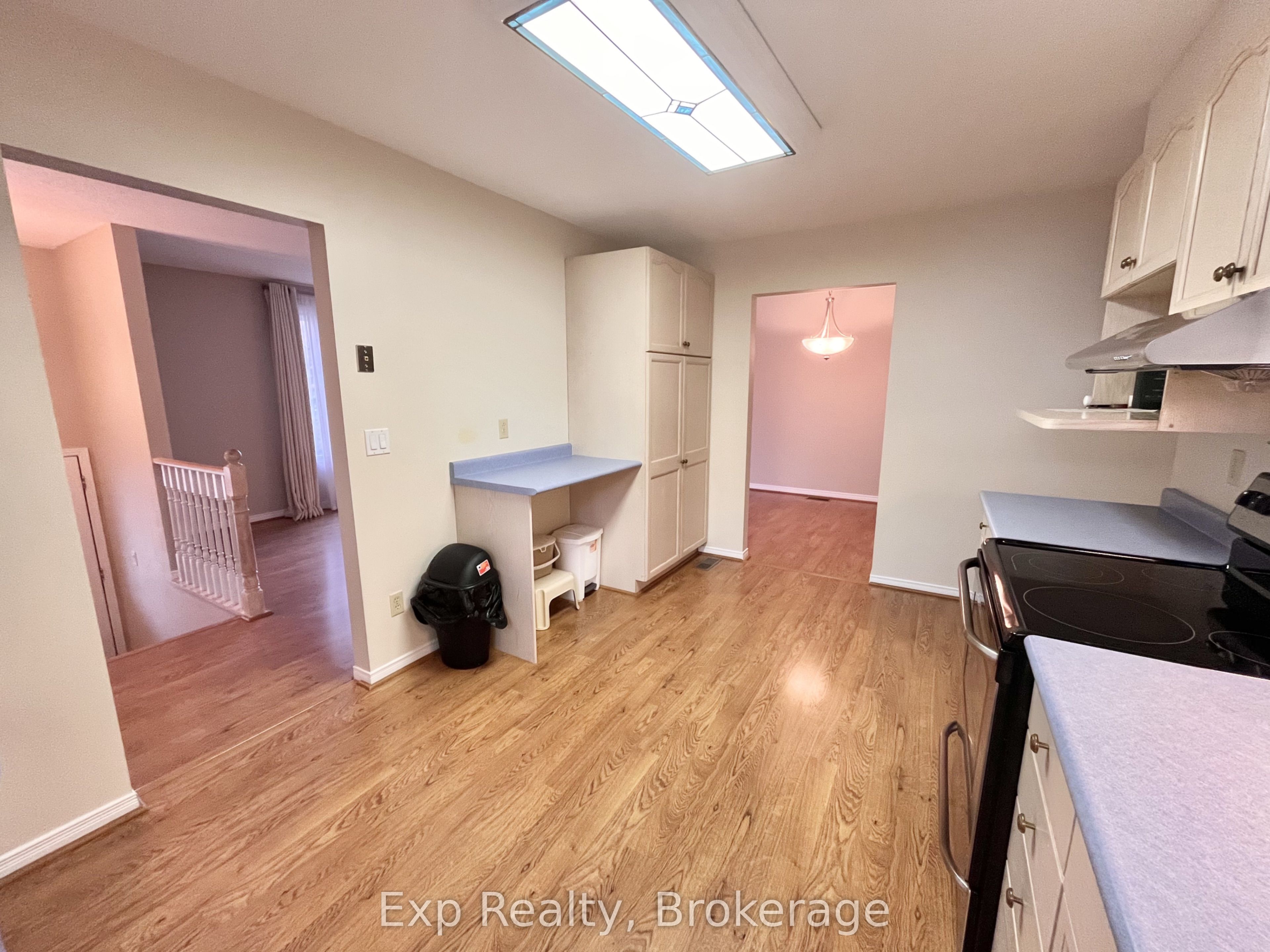 27 Loraine Avenue Property Photo 9