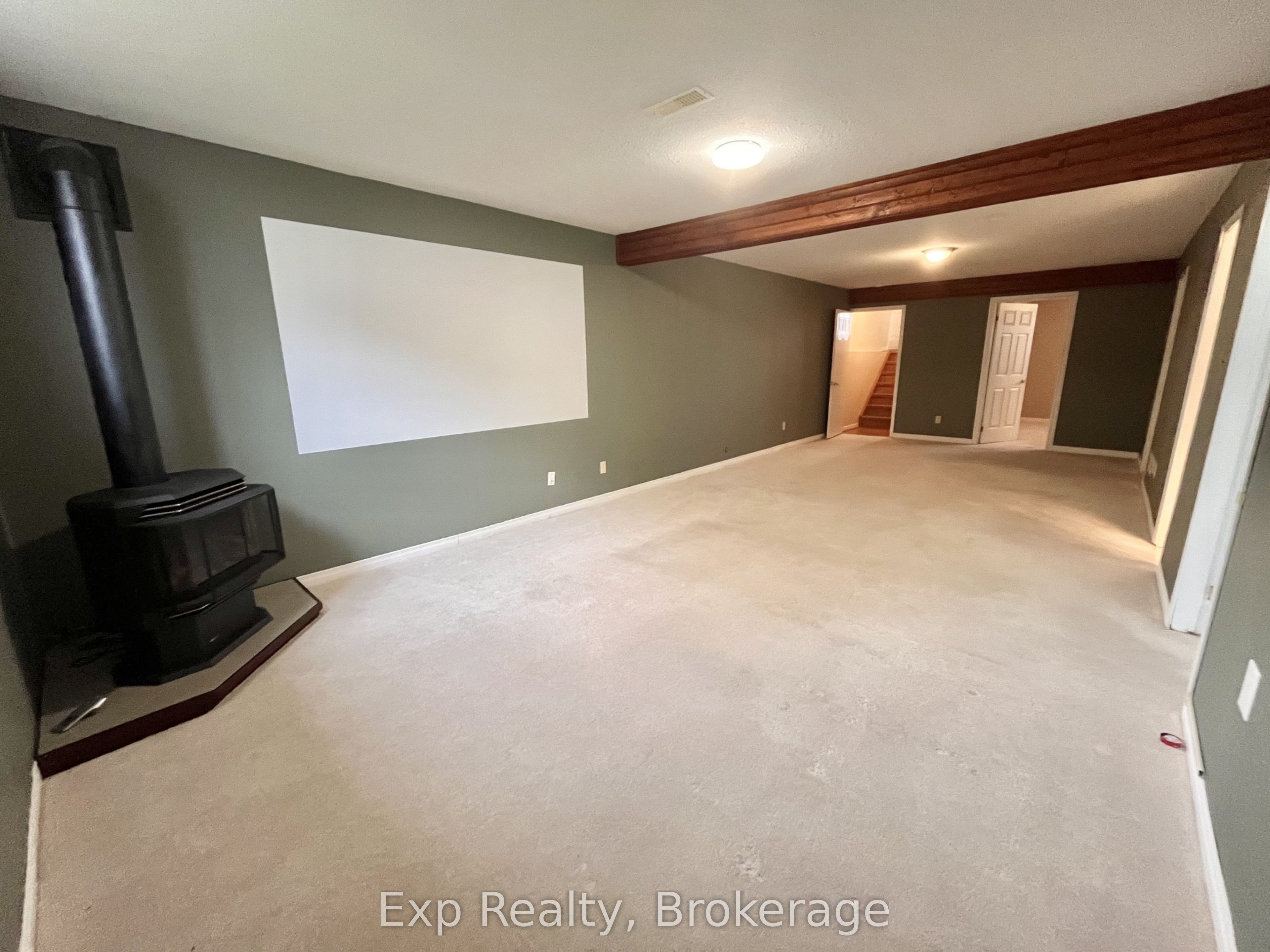 27 Loraine Avenue Property Photo 16