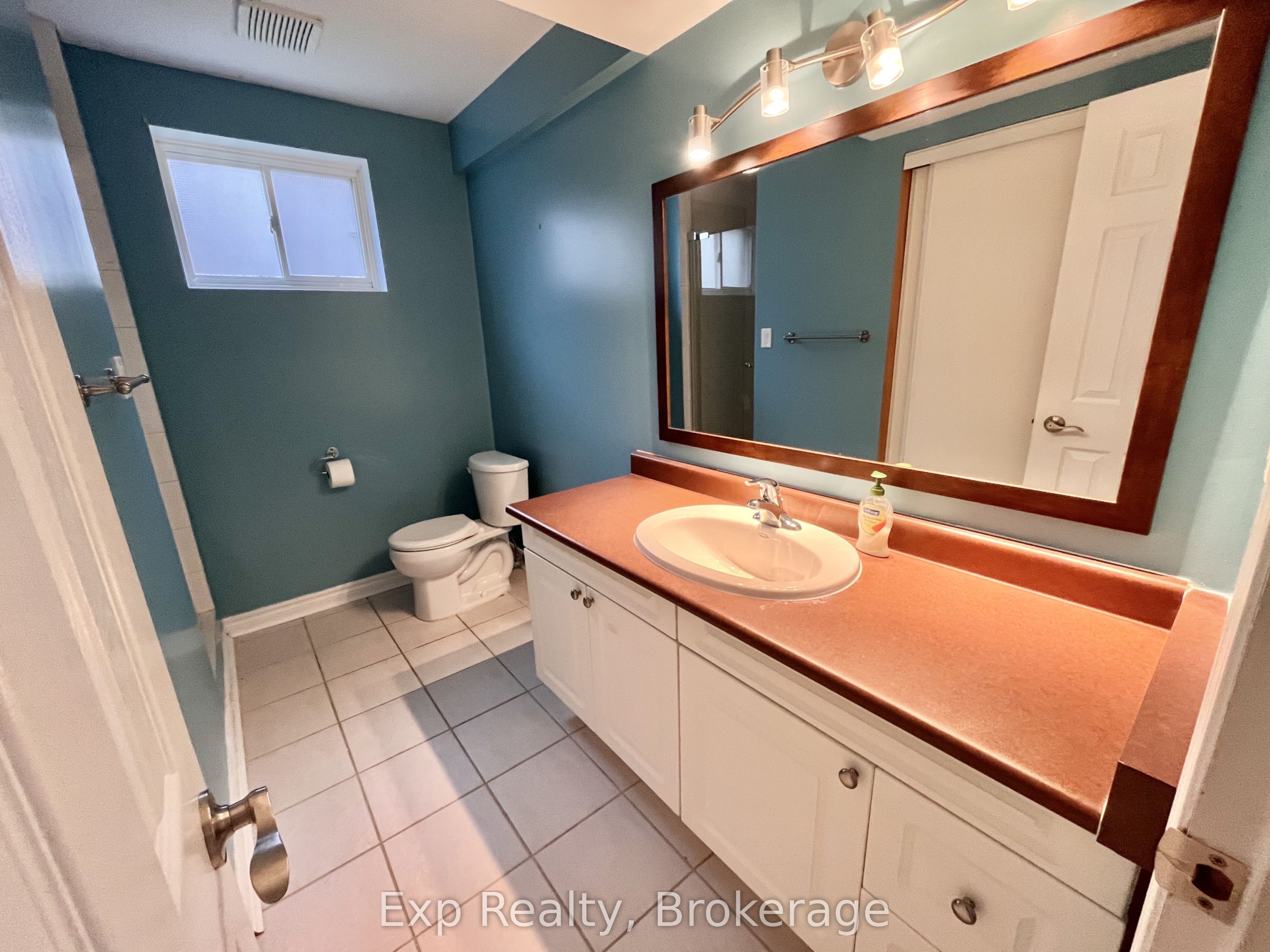 27 Loraine Avenue Property Photo 21