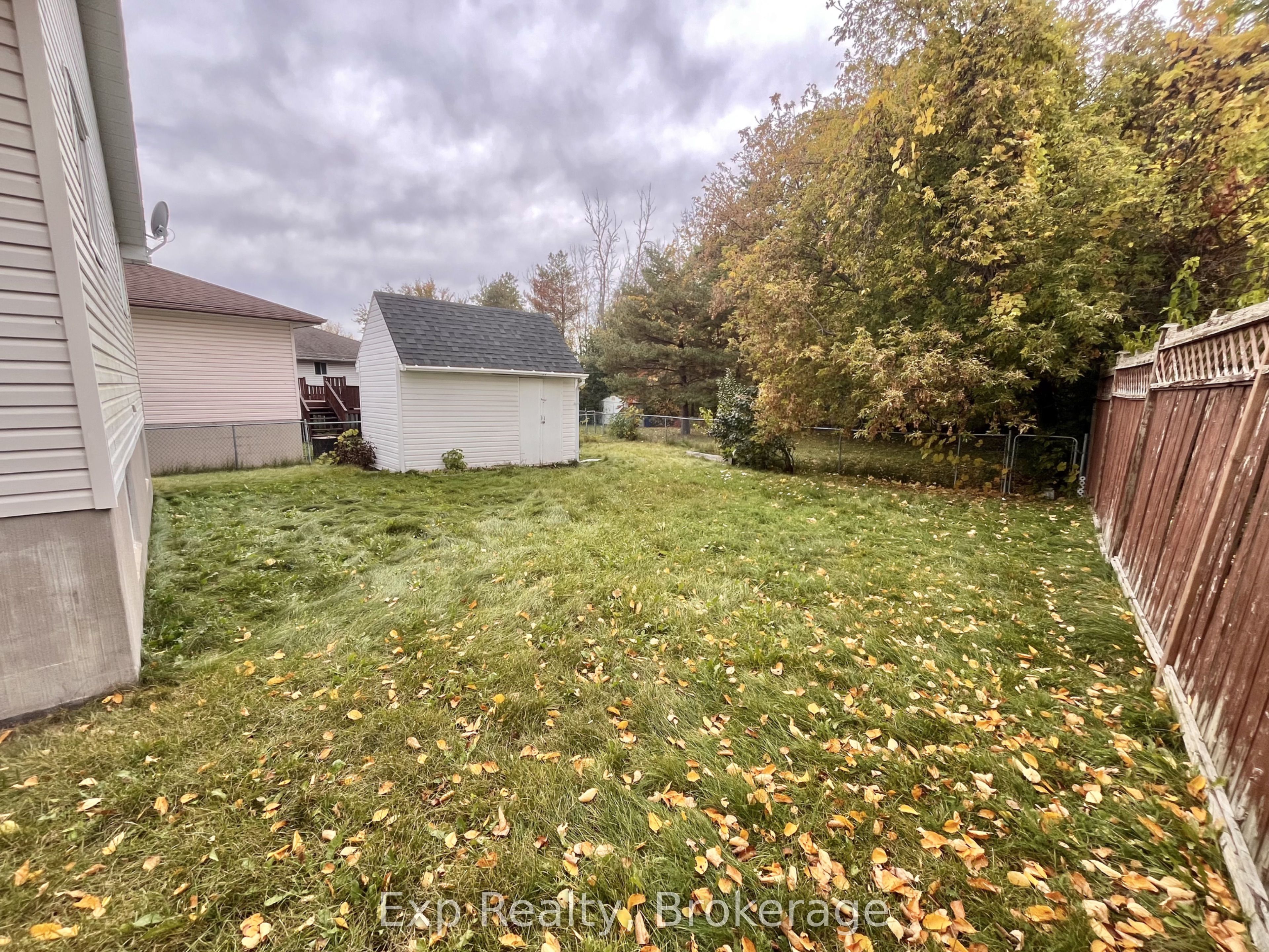 27 Loraine Avenue Property Photo 26
