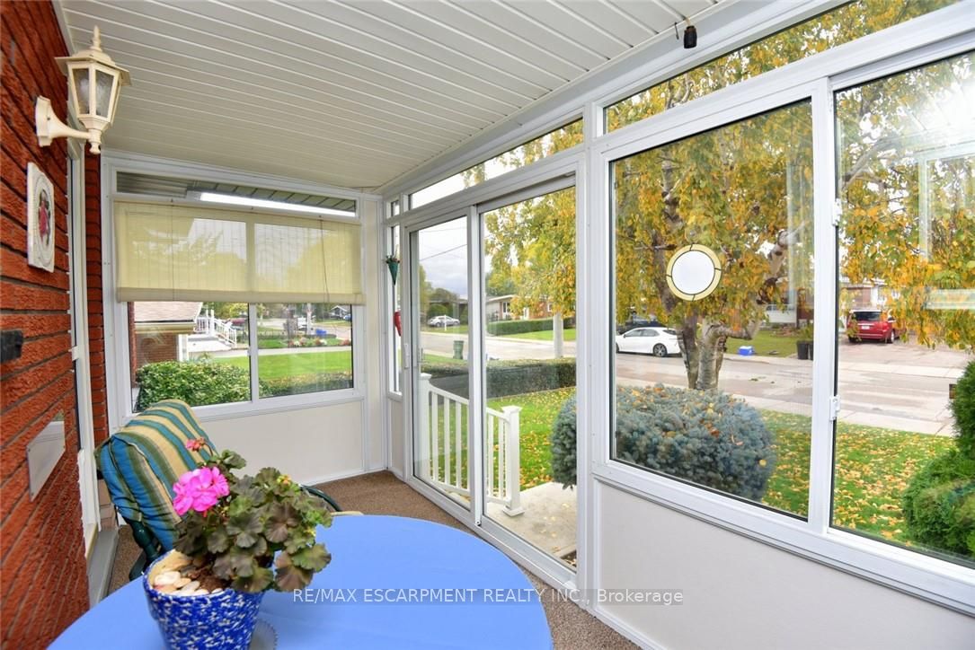 137 Fielding Crescent Property Photo 20
