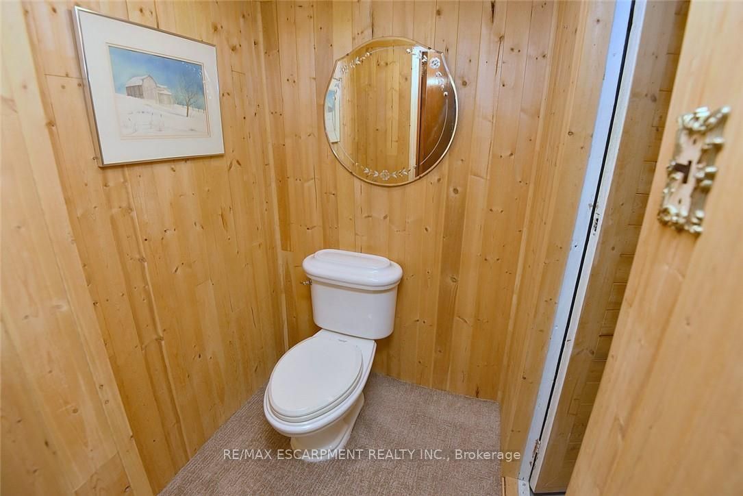 137 Fielding Crescent Property Photo 28