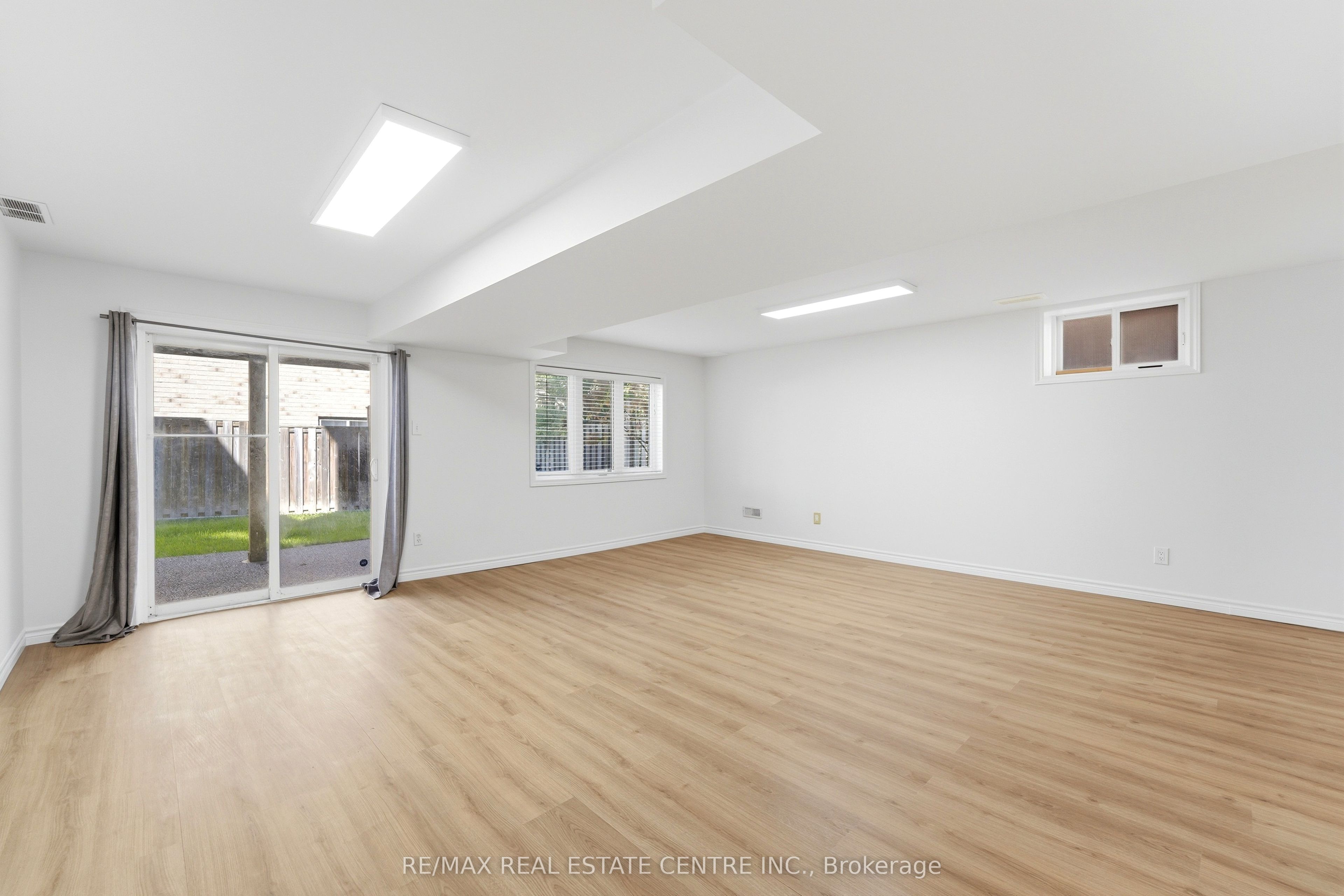 83 Yates Avenue Property Photo 26