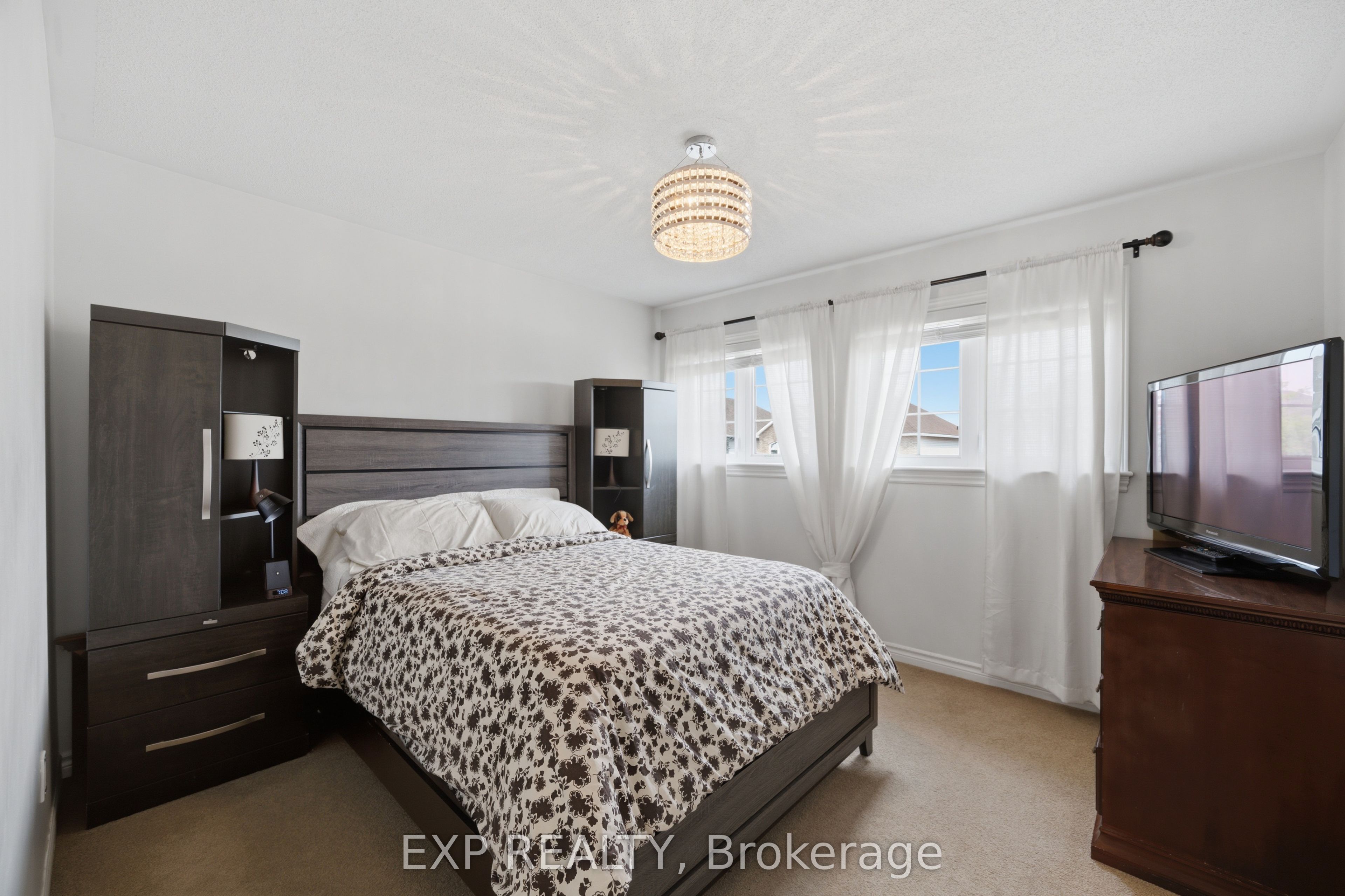 273 Gracewood Crescent Property Photo 32